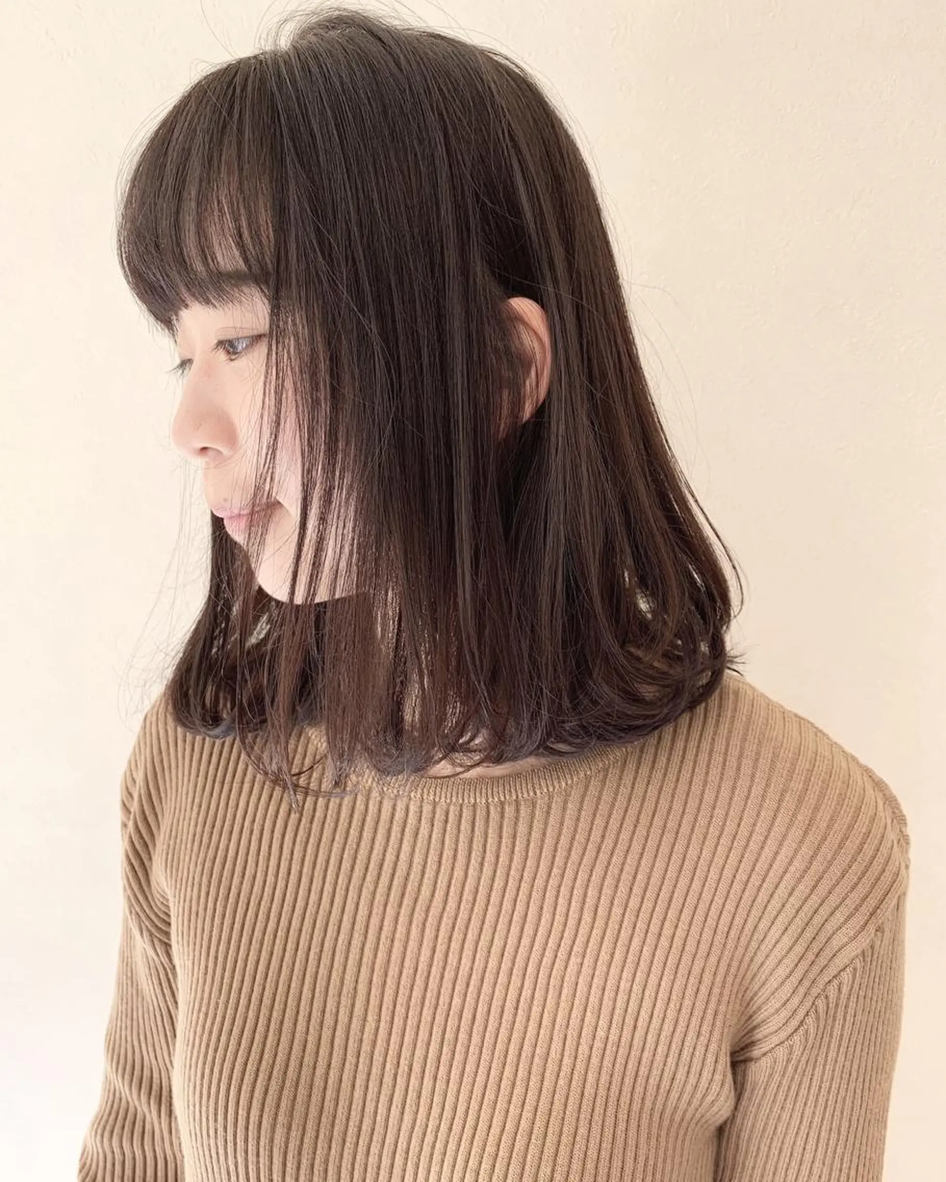 ミディアム カラー 立川 奈那子のヘアスタイル
