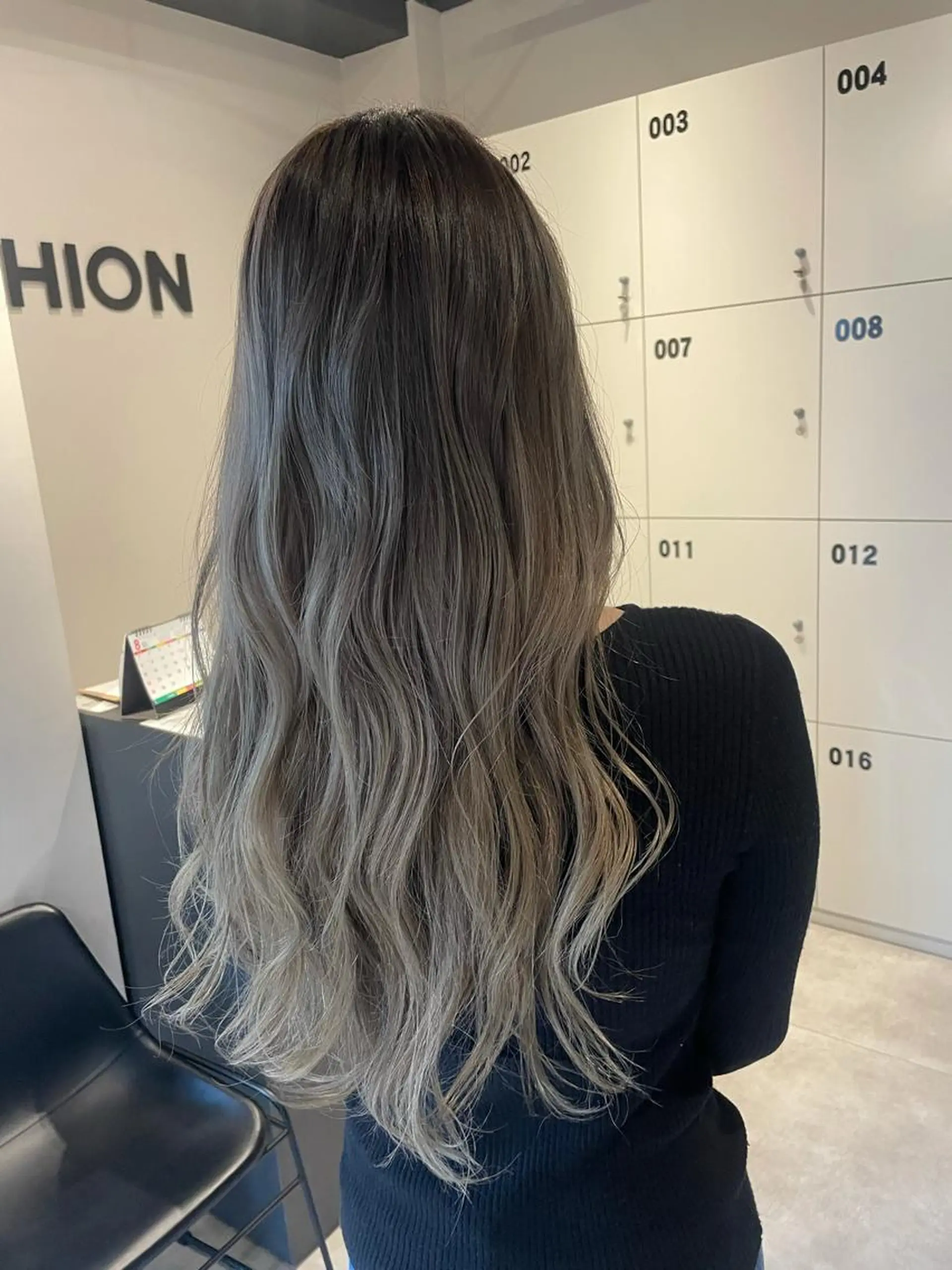 ロング カラー バレイヤージュ レイヤーカット ブリーチ👩‍🦳/ ‪✂︎MANAMIのヘアスタイル