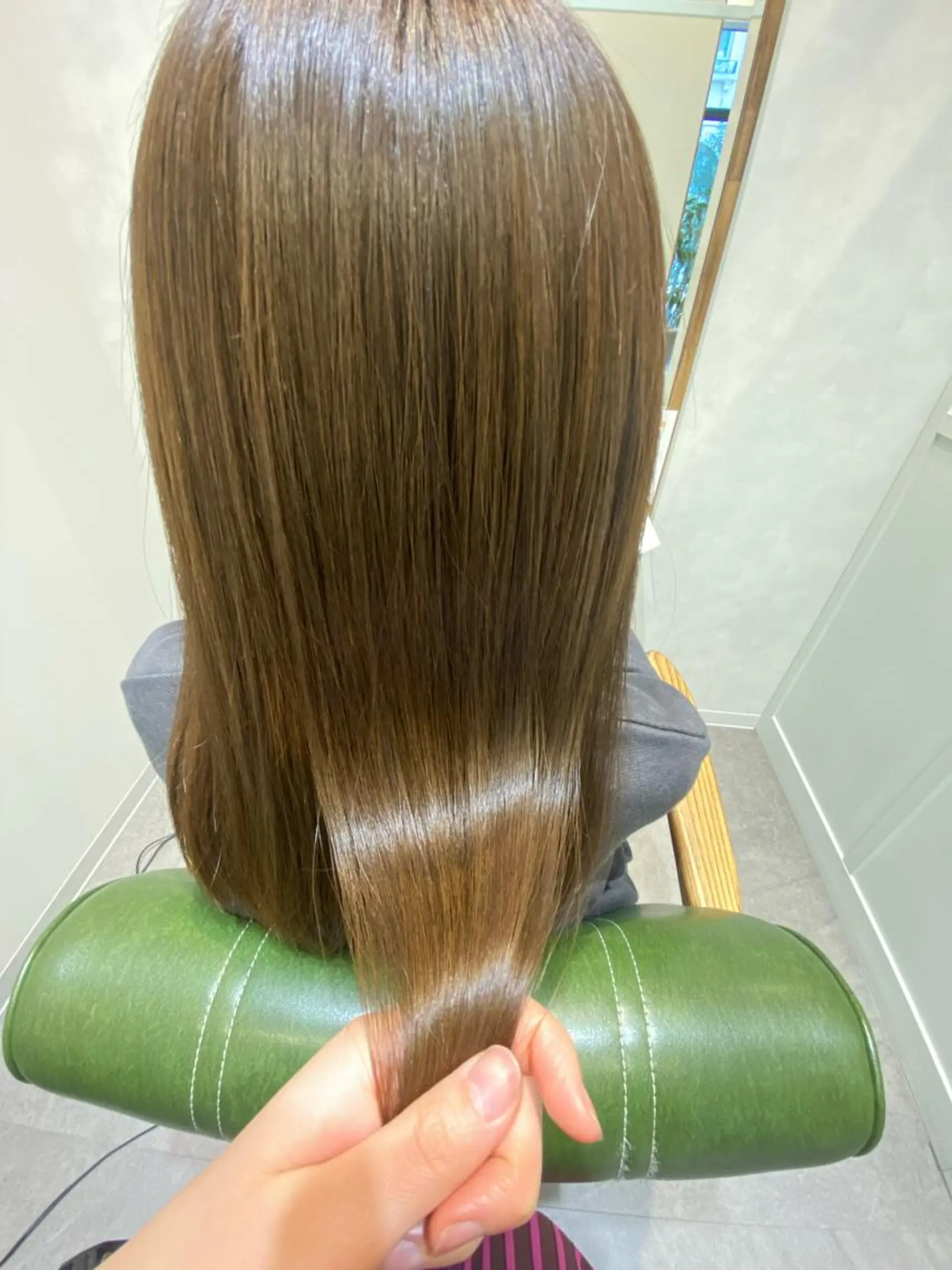 セミロング 髪質改善 トリートメント カット ヘアカラー トリートメント 坂井 千穂のヘアスタイル