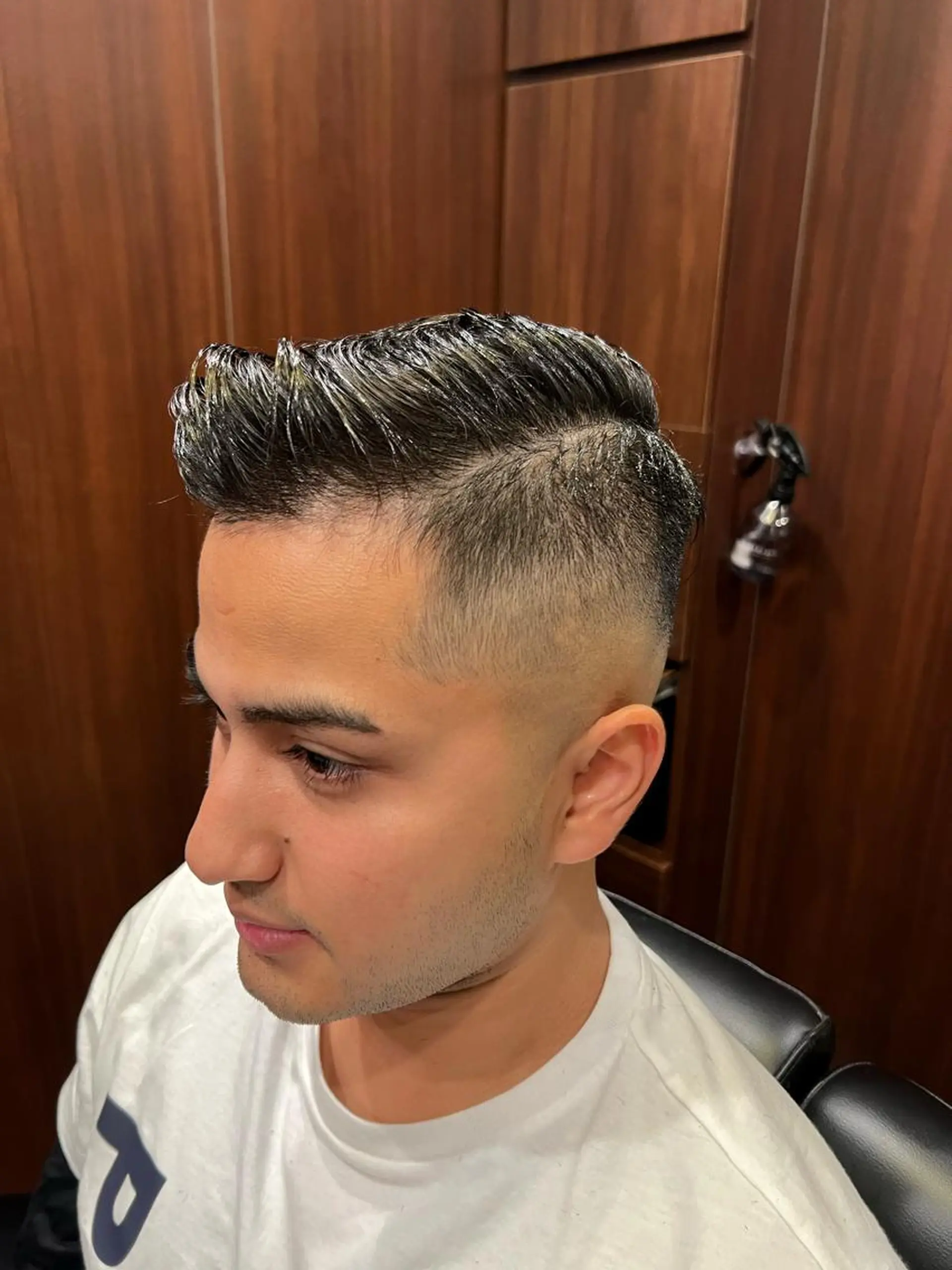 ショート メンズ フェードカット スキンフェード 大久保 竣太のヘアスタイル