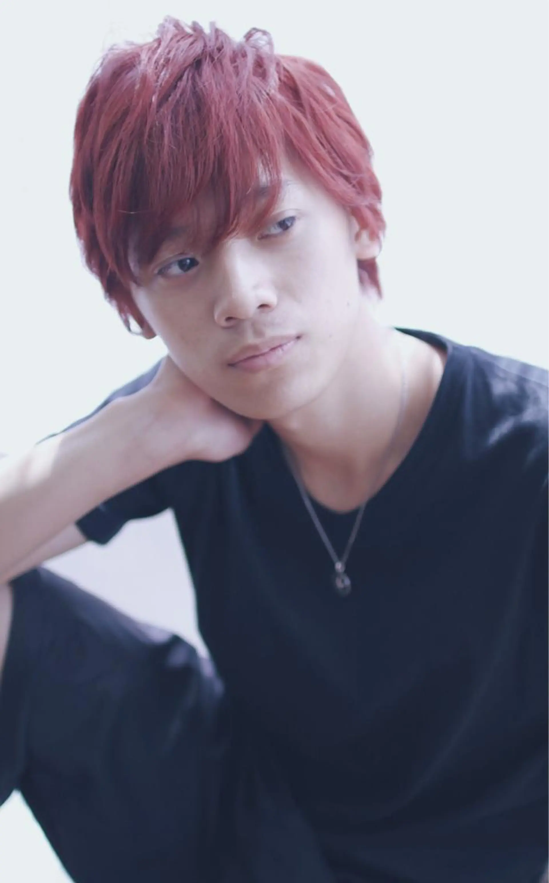 ショート カラー パーマ ヘアアレンジ 推し活専用 【派手髪】飯野ゆかりのヘアスタイル