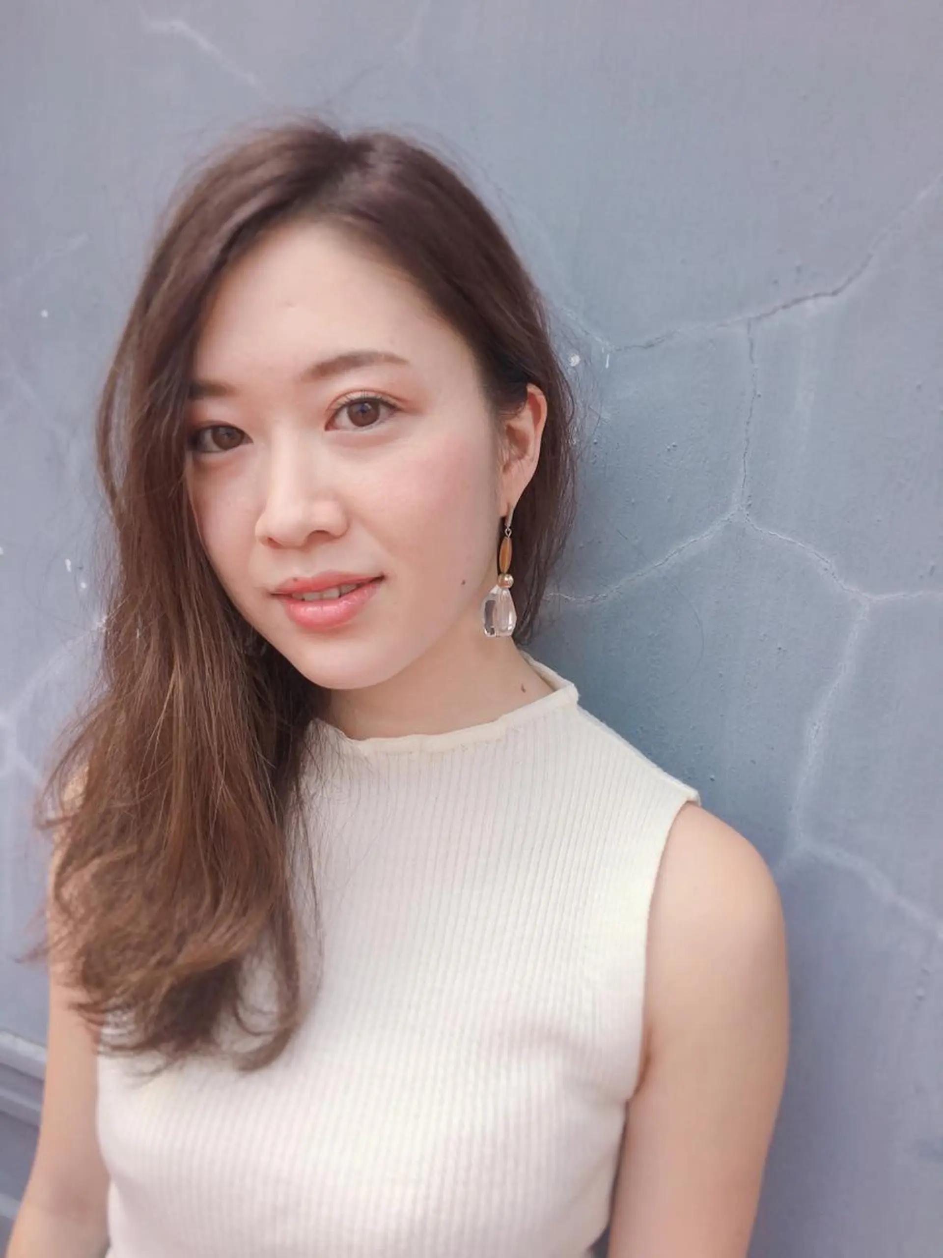 セミロング カラー 四ッ井 翔のヘアスタイル