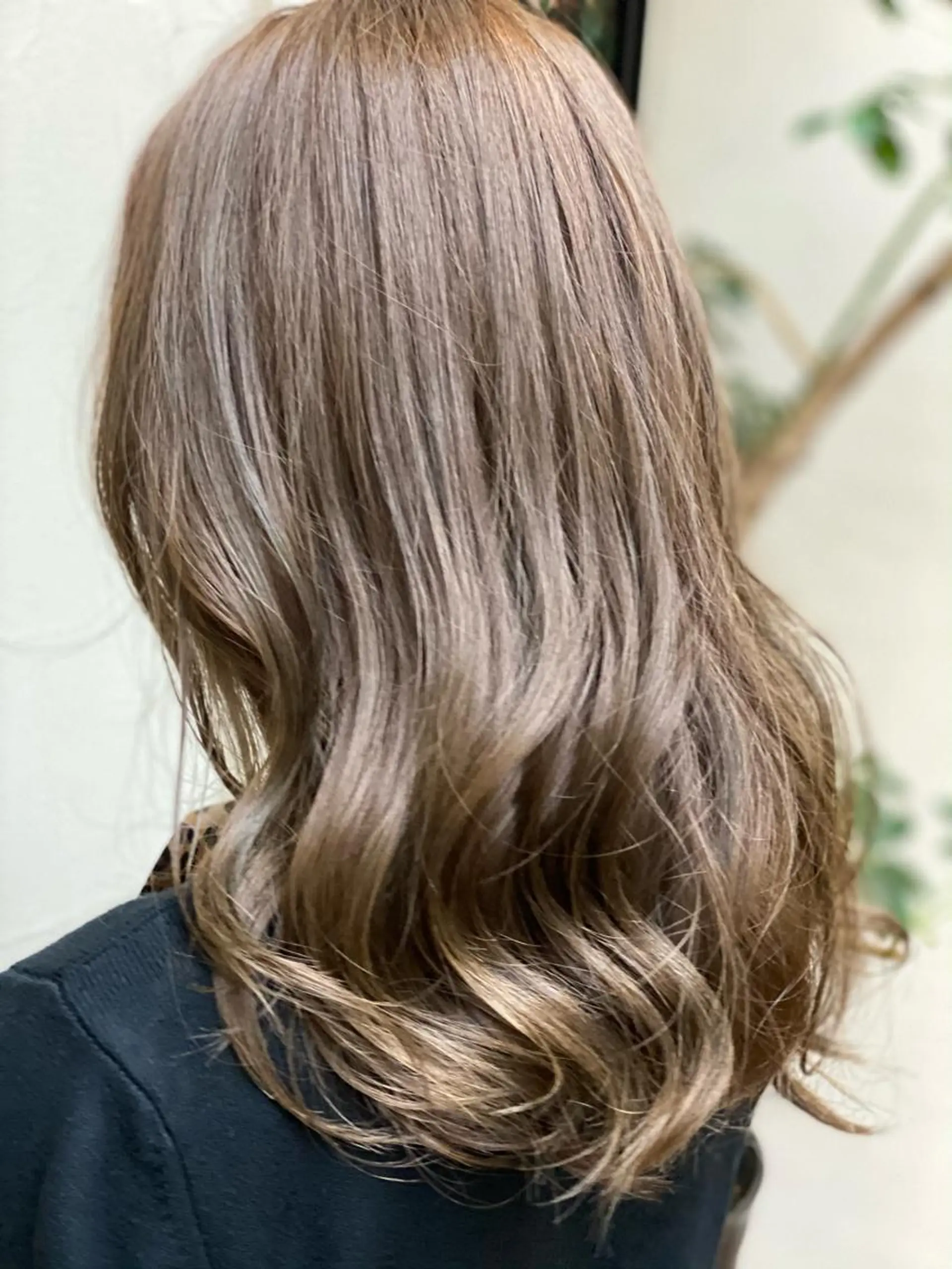 カラー 松永 かずきのヘアスタイル