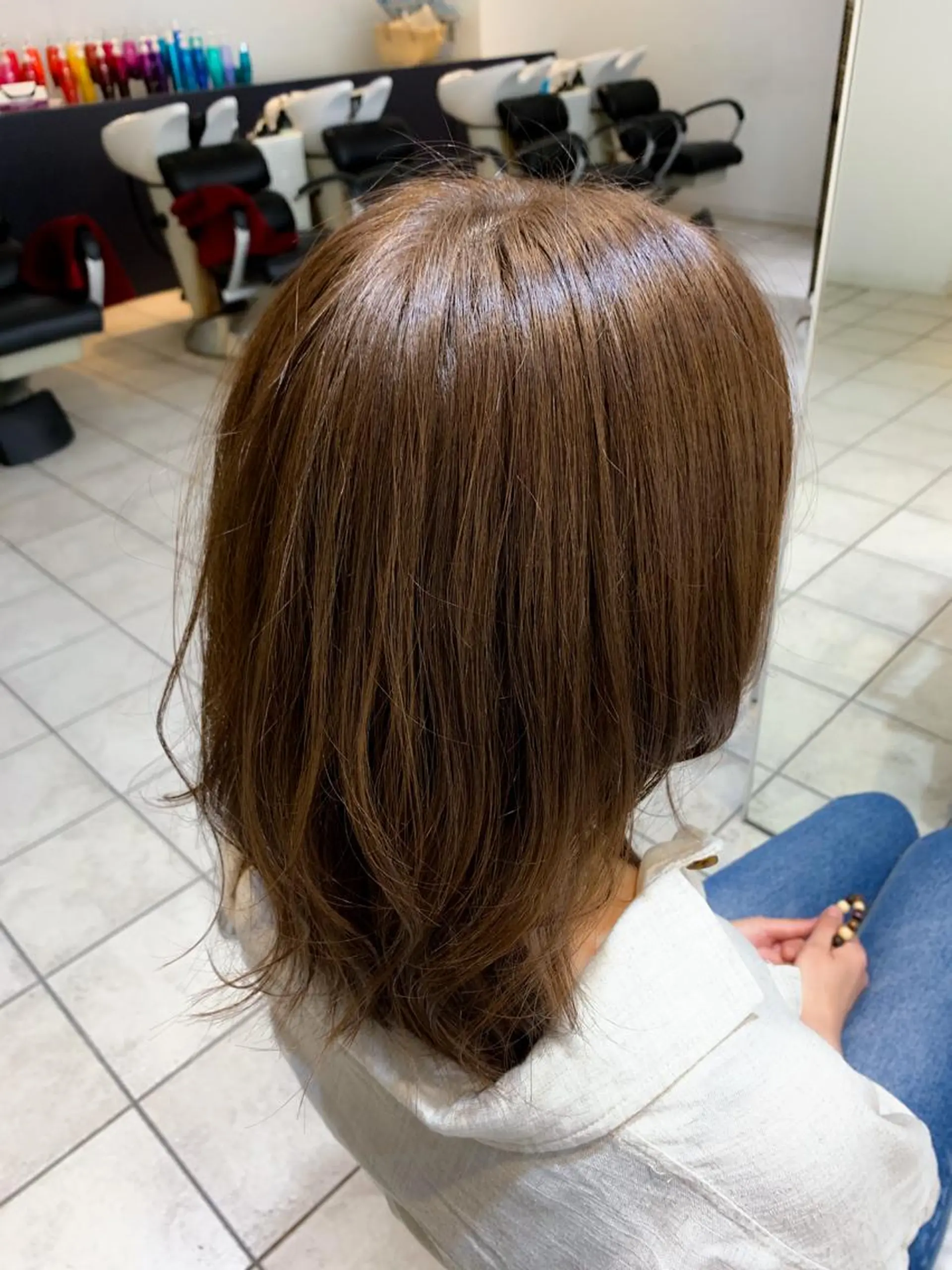 セミロング カラー ヘアアレンジ ベージュカラー 地毛風ストレート/ 髪質改善/榎本流行のヘアスタイル