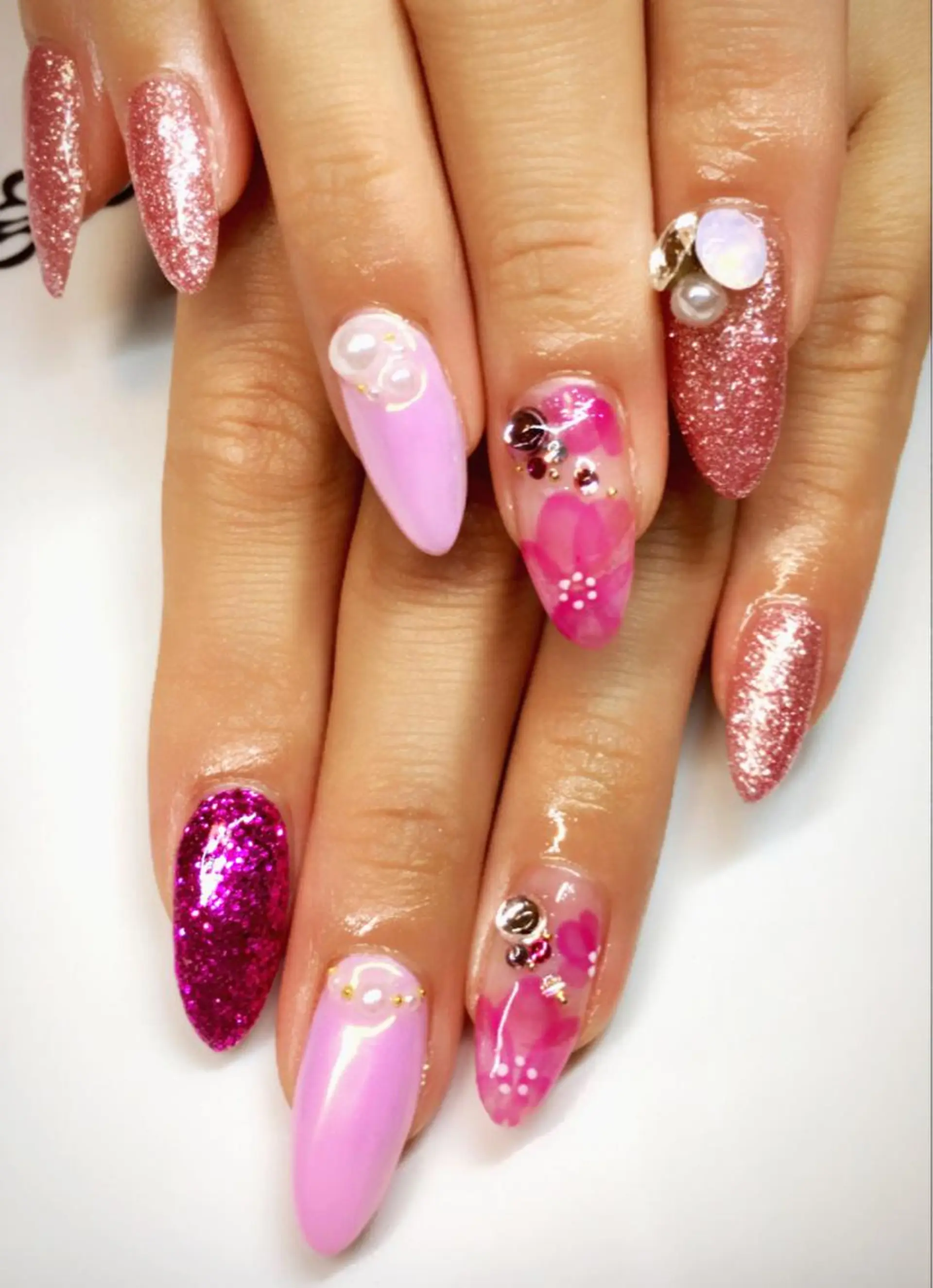 ネイル nailsalon sugarr所属・nailist cocoのネイルデザイン