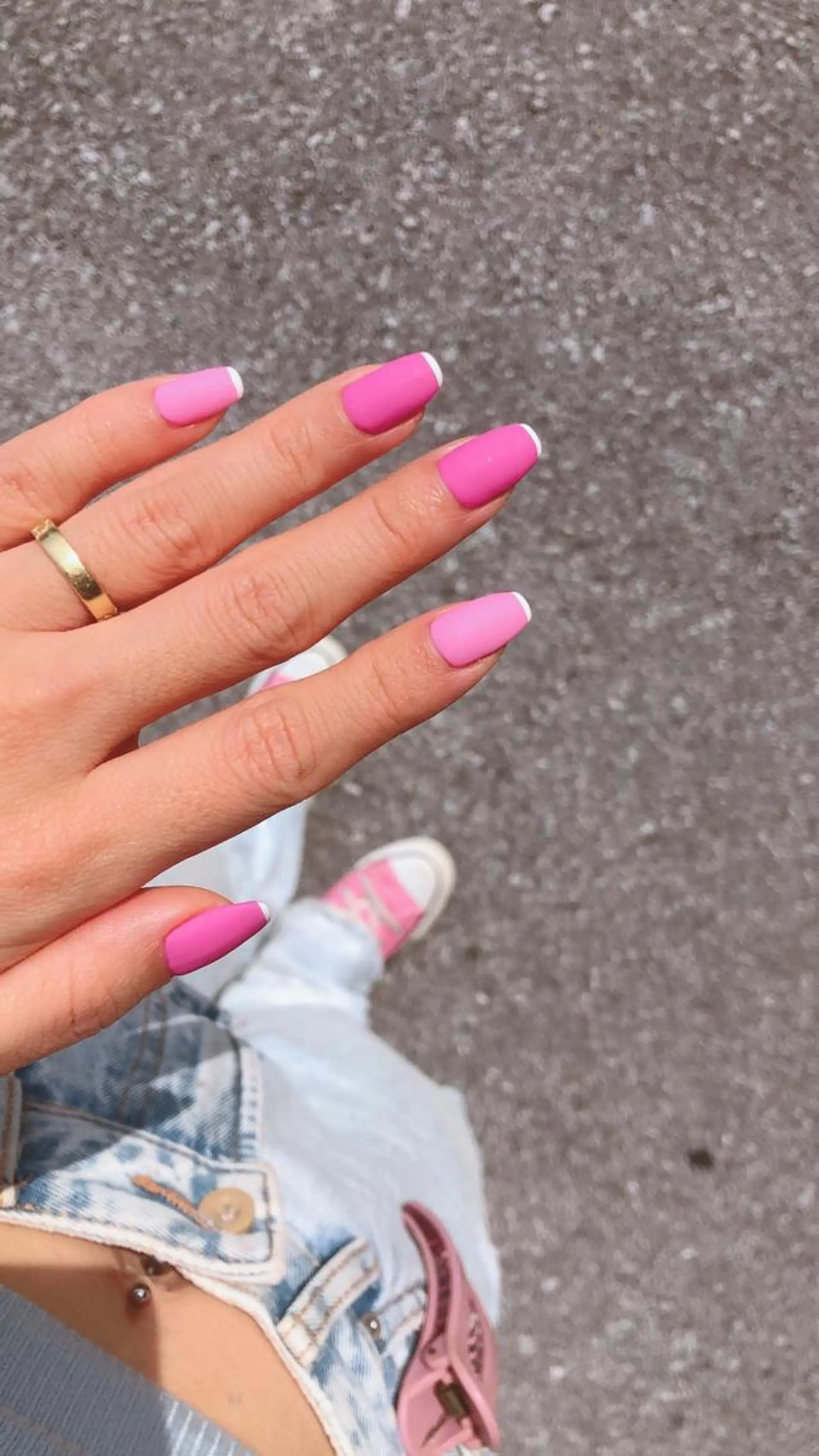 ネイル マットネイル ワンカラーネイル Hug me eyelashのマツエク・マツパデザイン