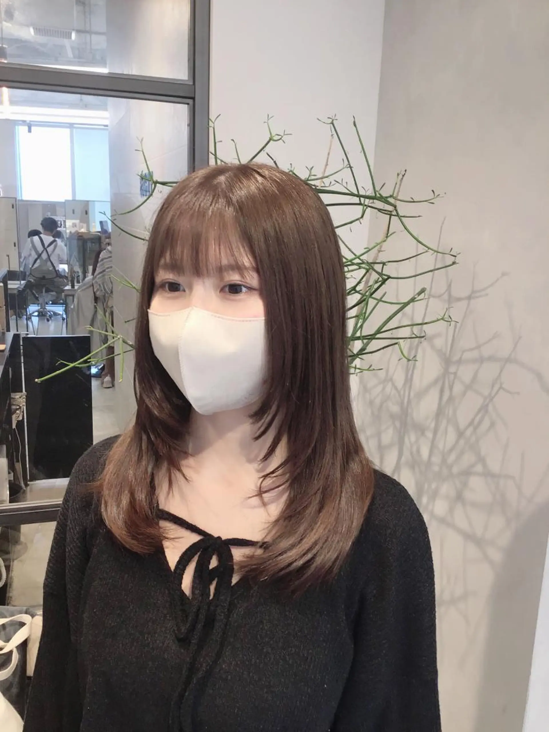 セミロング 顔周りカット レイヤーカット トリートメント 透明感カラー✨艶髪 制作🌱山根あゆみのヘアスタイル