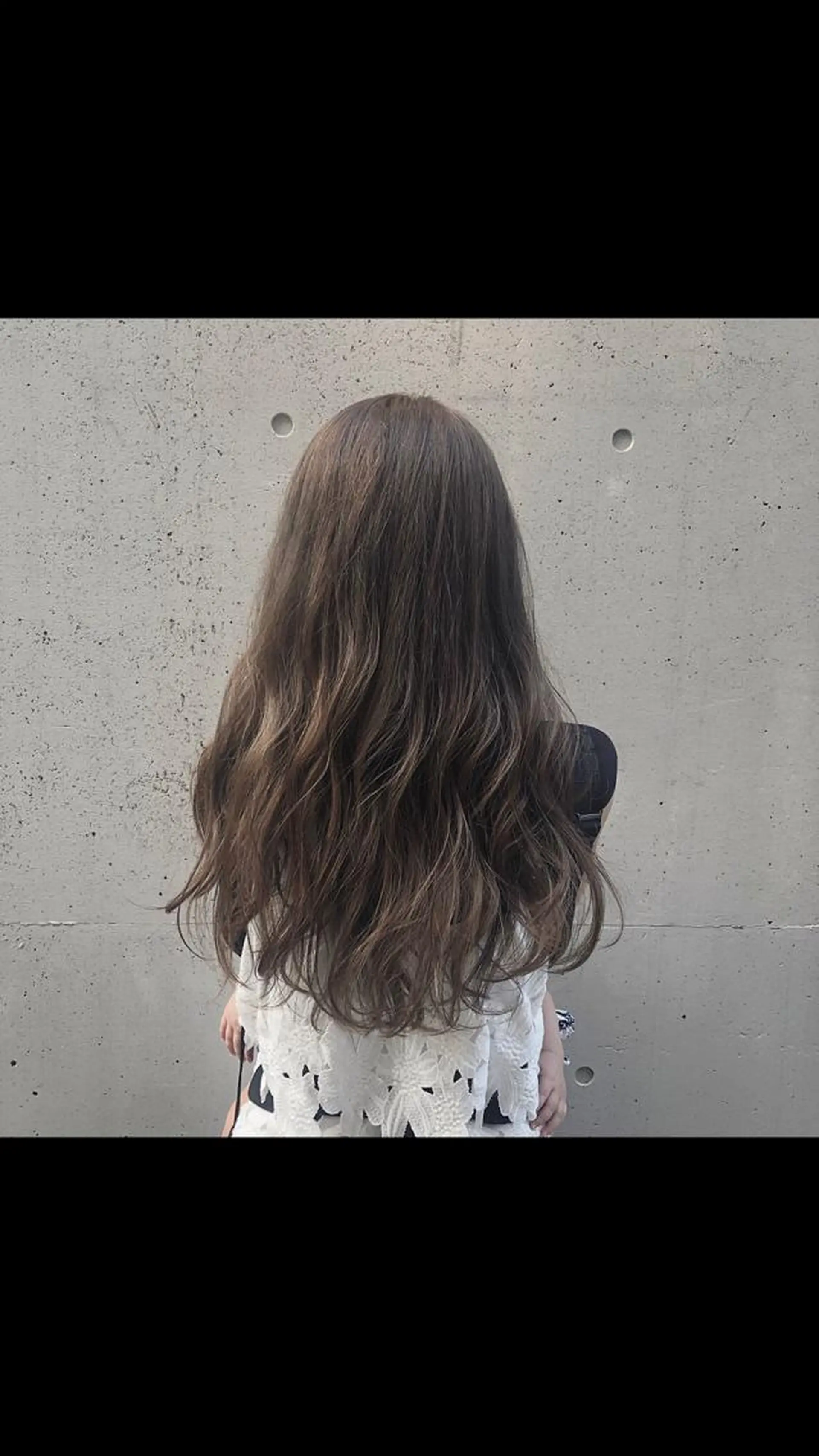 ロング カラー ベージュカラー ブリーチ カット ヘアカラー トリートメント 酸性縮毛矯正🧴韓国 レイヤー/髪質改善のヘアスタイル