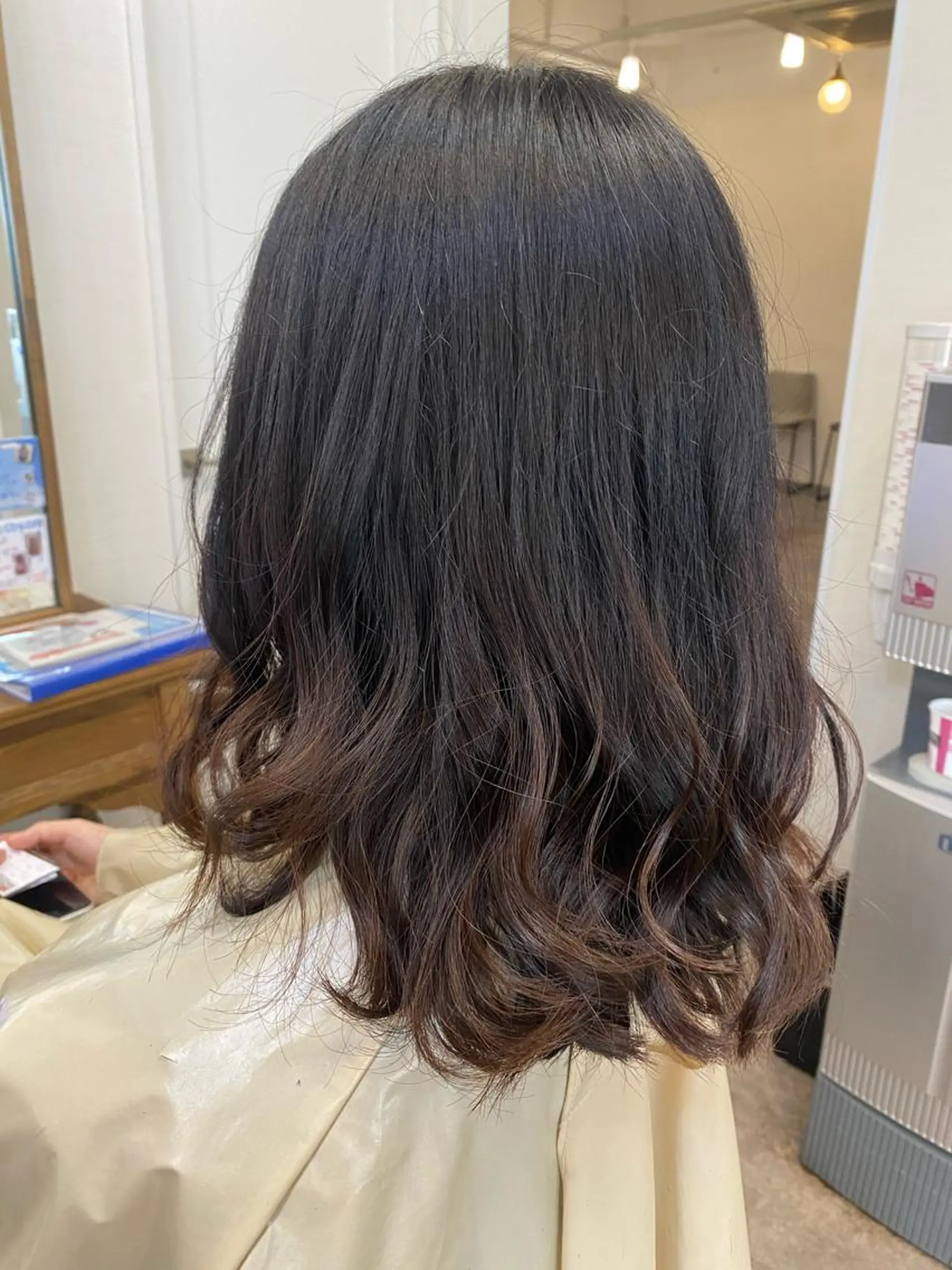 セミロング カラー くせ毛多毛特化 高橋　淳のヘアスタイル