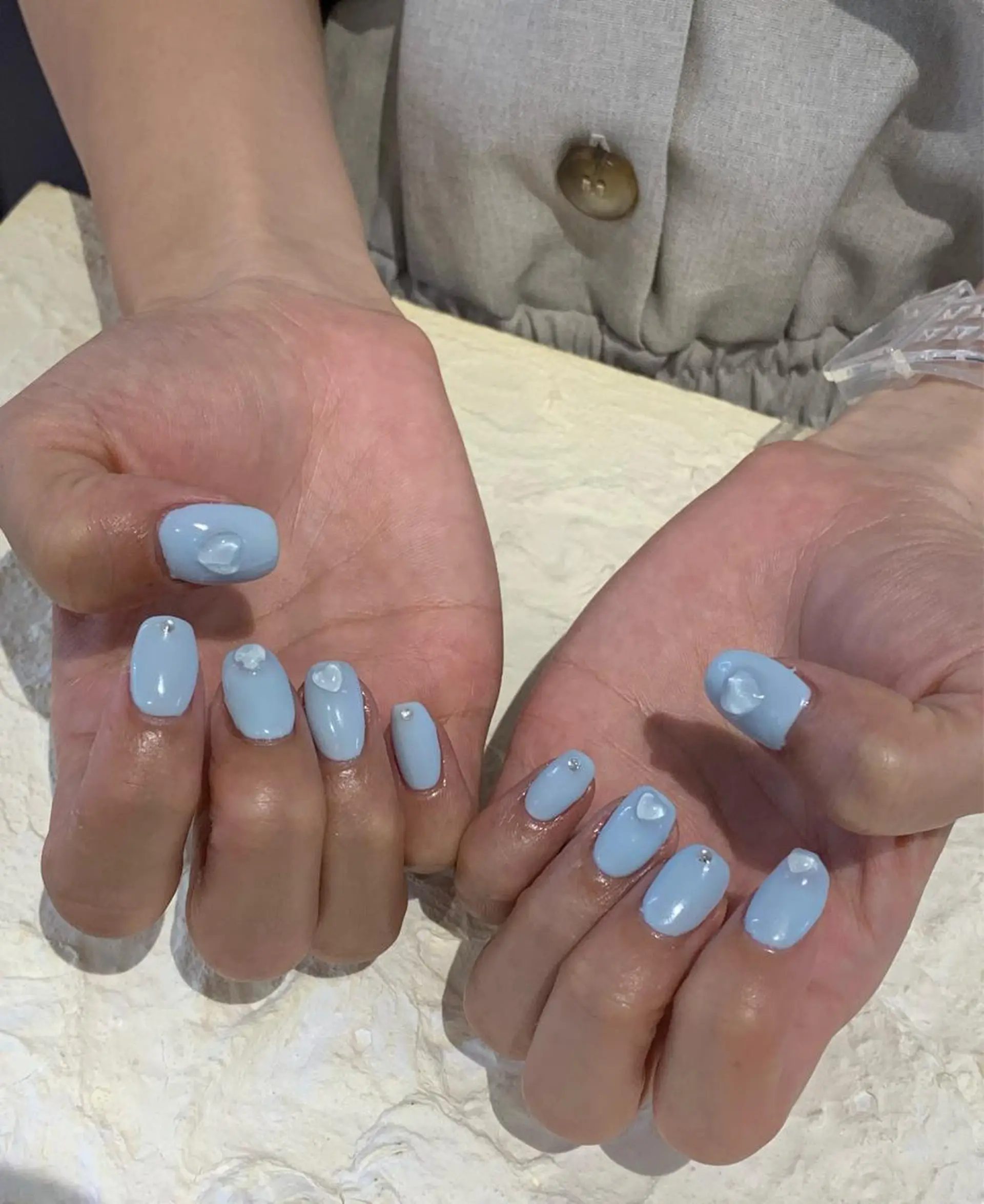 ネイル ブルー マキノ ユイのネイルデザイン