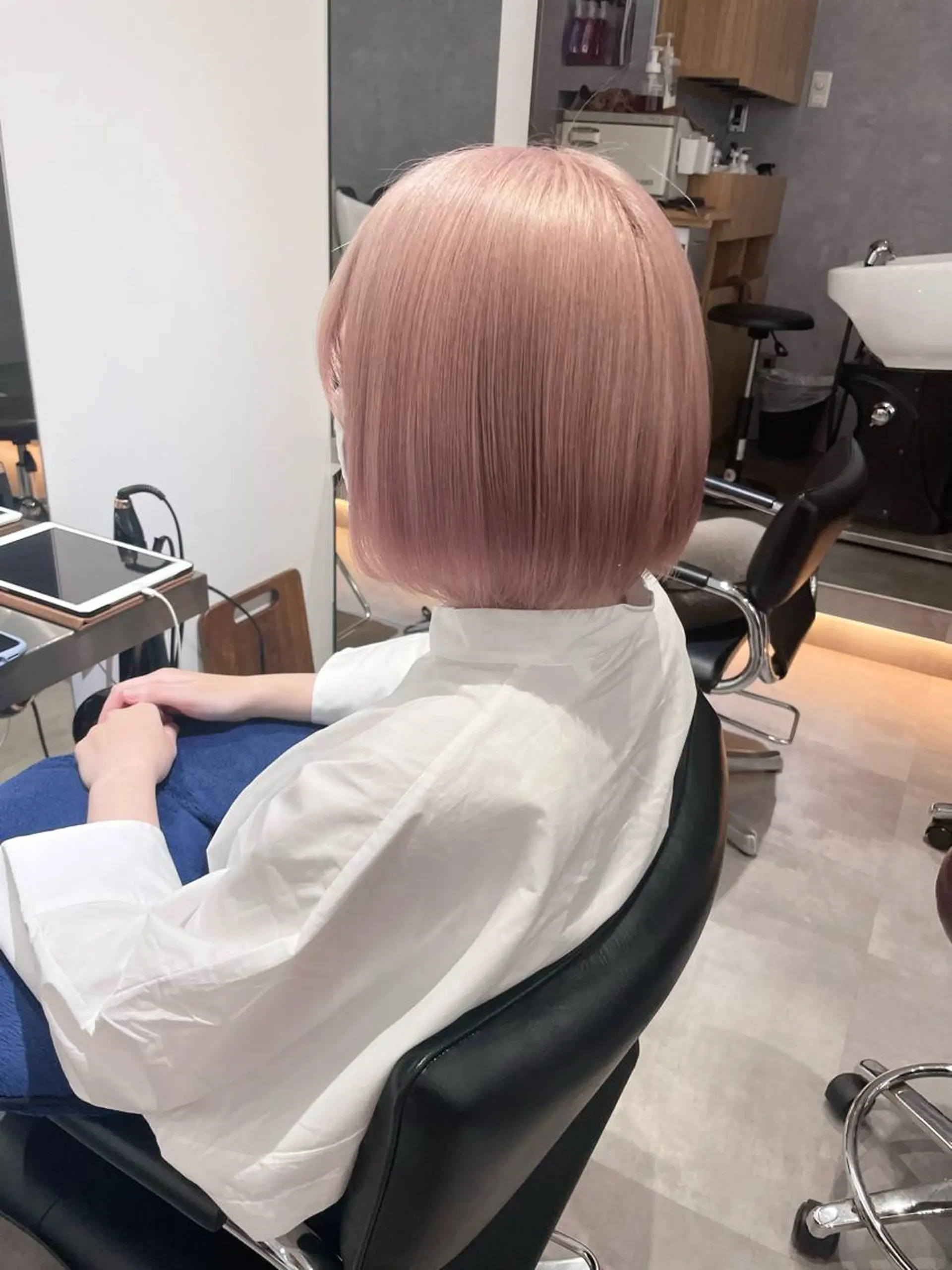 ショート カラー ブリーチ ハイトーンカラー ピンクカラー ヘアカラー 湯田実津希🤎 ﾐﾙｸﾃｨ専門のヘアスタイル