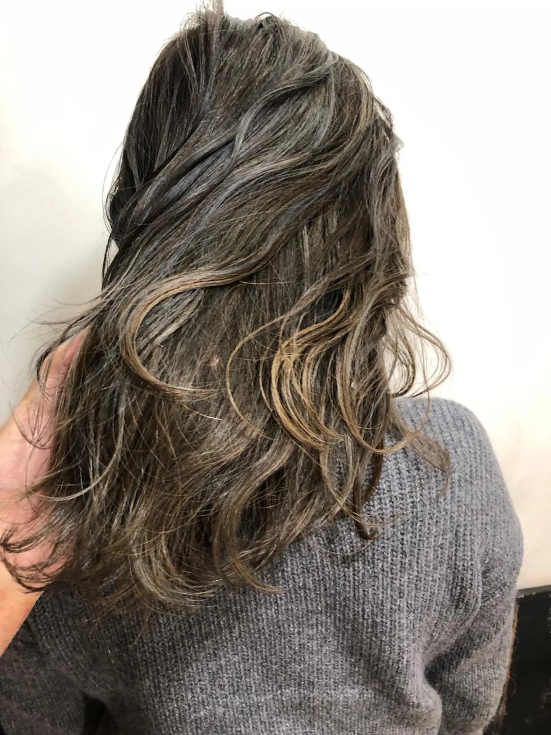 セミロング カラー バレイヤージュ レイヤーカット カット ヘアカラー トリートメント 綺麗な髪質にしたい方 限定🌈清水 祥のヘアスタイル
