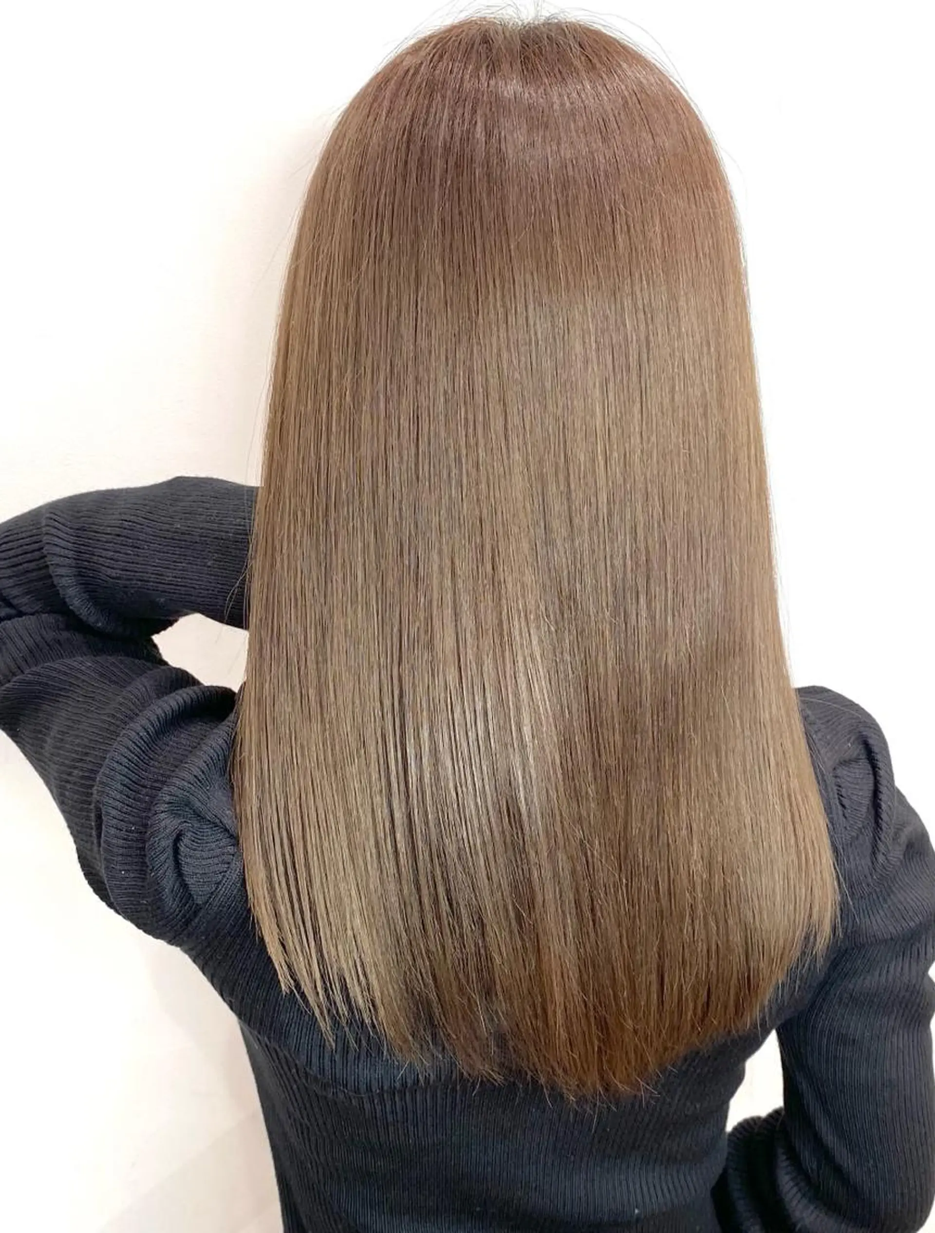 セミロング カラー シールエクステ ブリーチ ケアブリーチ ダブルカラー ハイライトカラー 🌙HIZUKI🌙 ハイトーン 艶髪のヘアスタイル