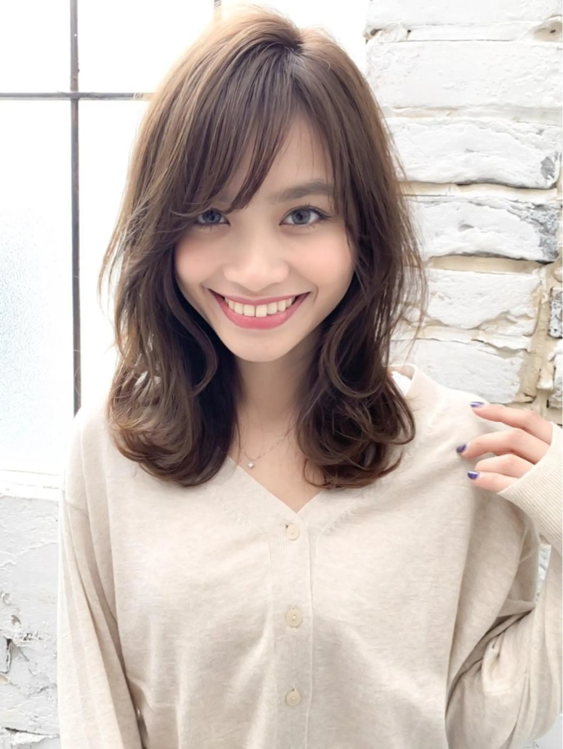 ミディアム アッシュ カット ヘアカラー トリートメント 代表山口ひな 髪質改善のプロのヘアスタイル