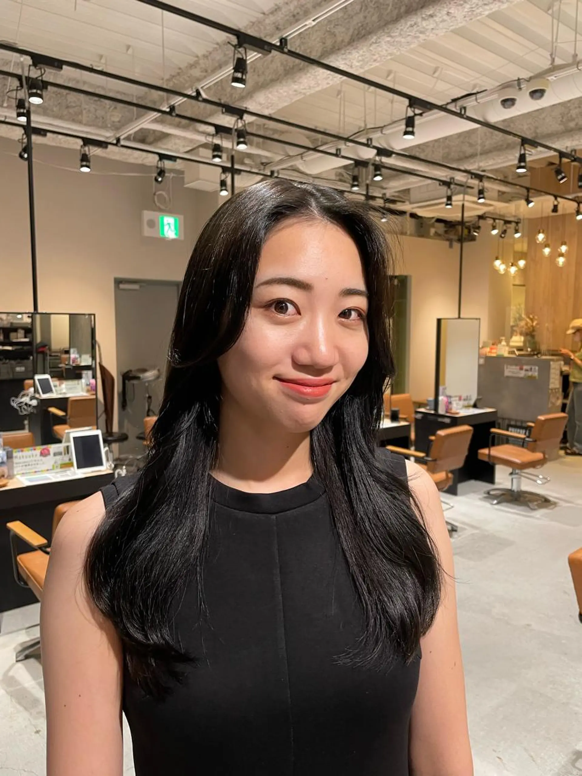 ロング カラー ヘアアレンジ 寺西 恵🪡🤍のヘアスタイル