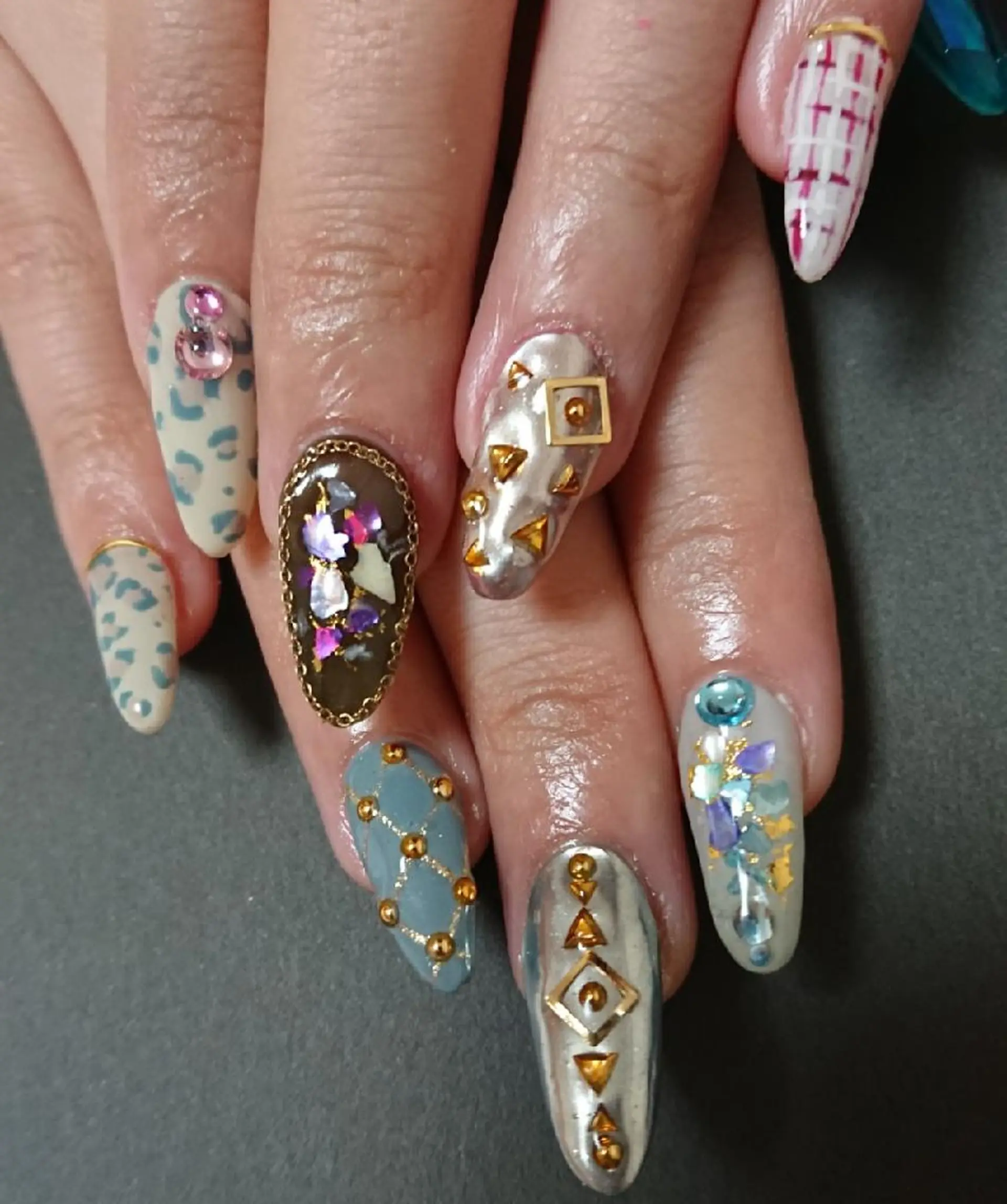 ネイル アートネイル スカルプネイル Lilith Nailのネイルデザイン