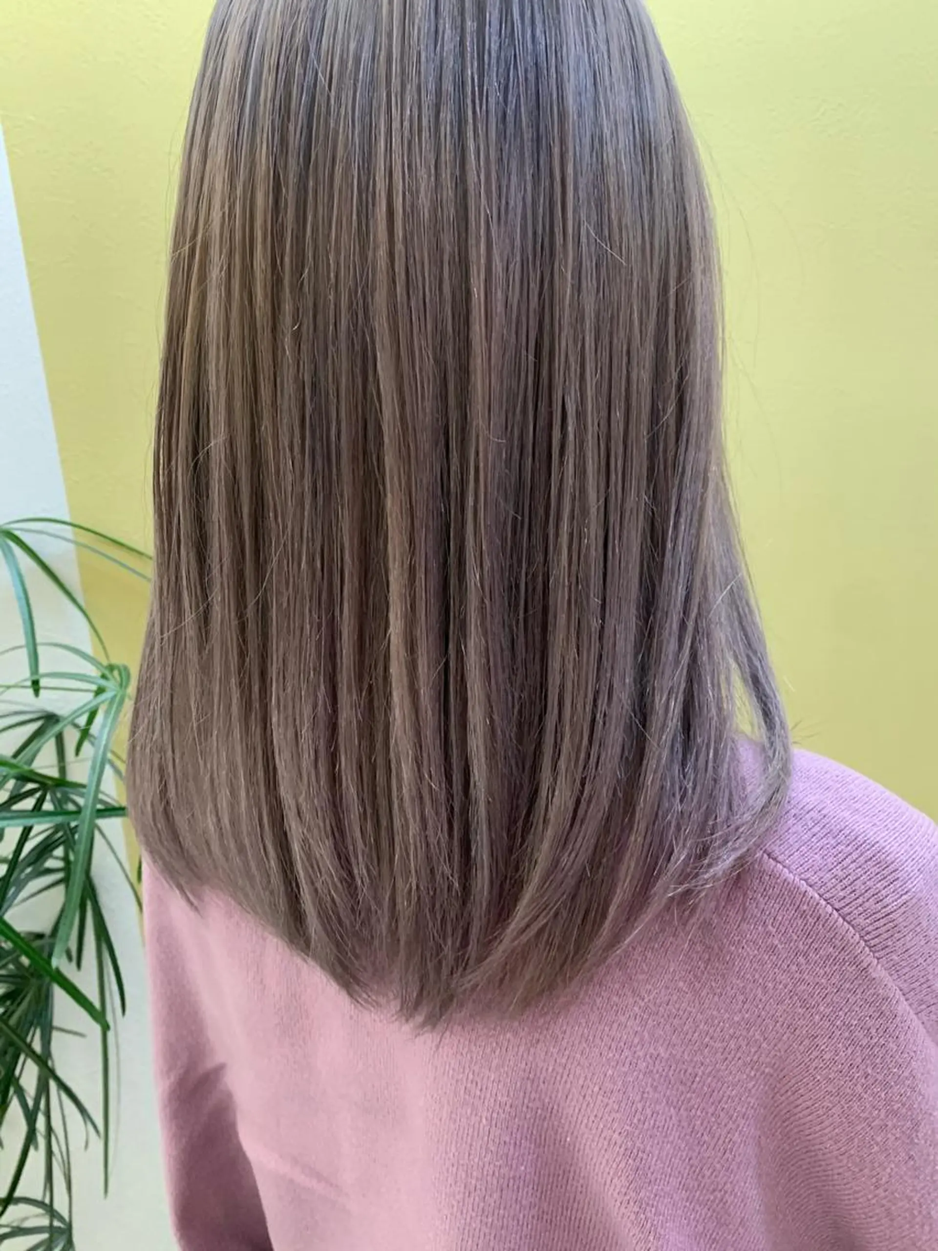 ミディアム カラー ブリーチ グレージュ カット ヘアカラー トリートメント hub hair レイヤー/透明感のヘアスタイル