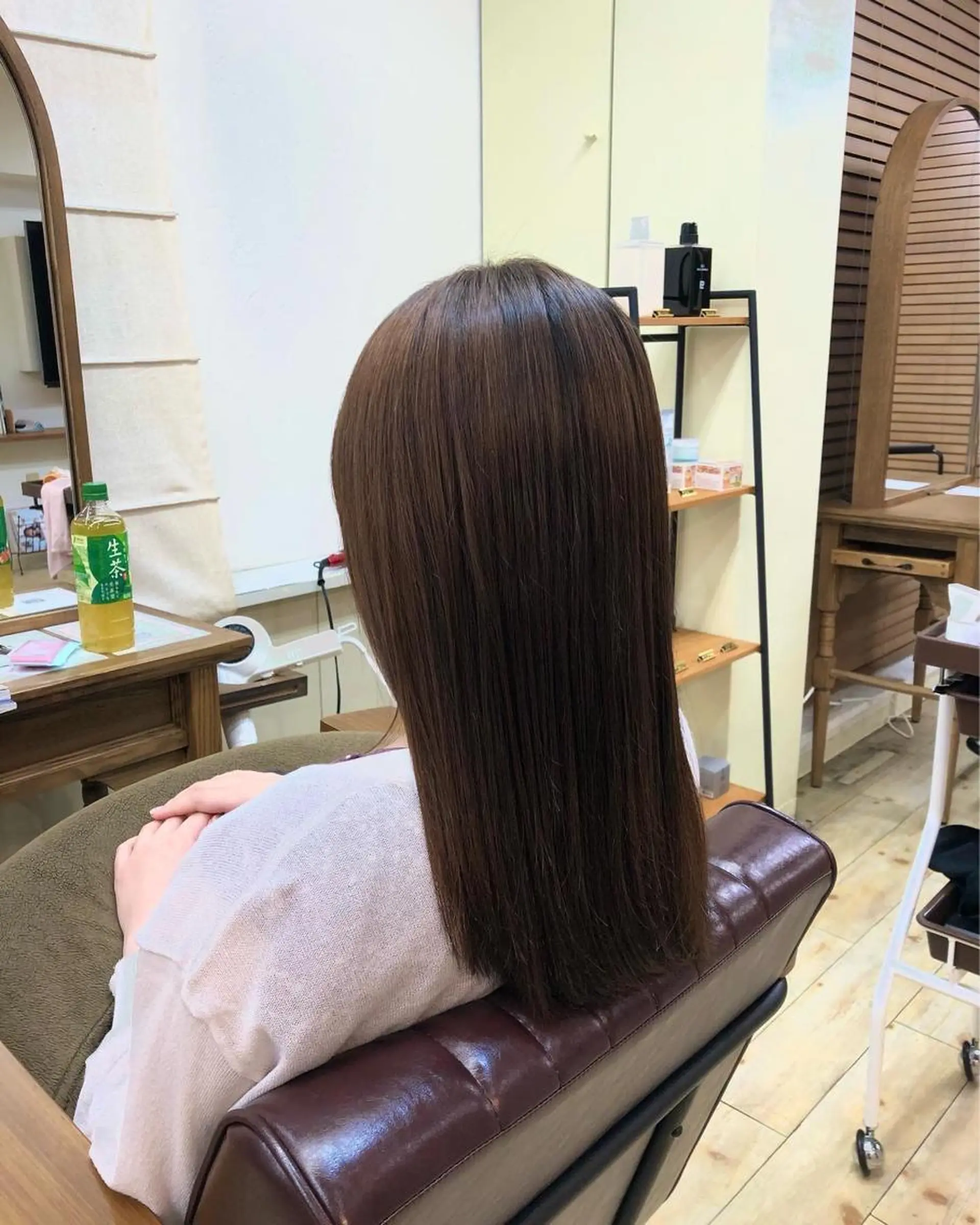 ロング ヘアカラー 縮毛矯正 トリートメント 髪質改善個室サロン' 白髪ぼかし・縮毛矯正のヘアスタイル