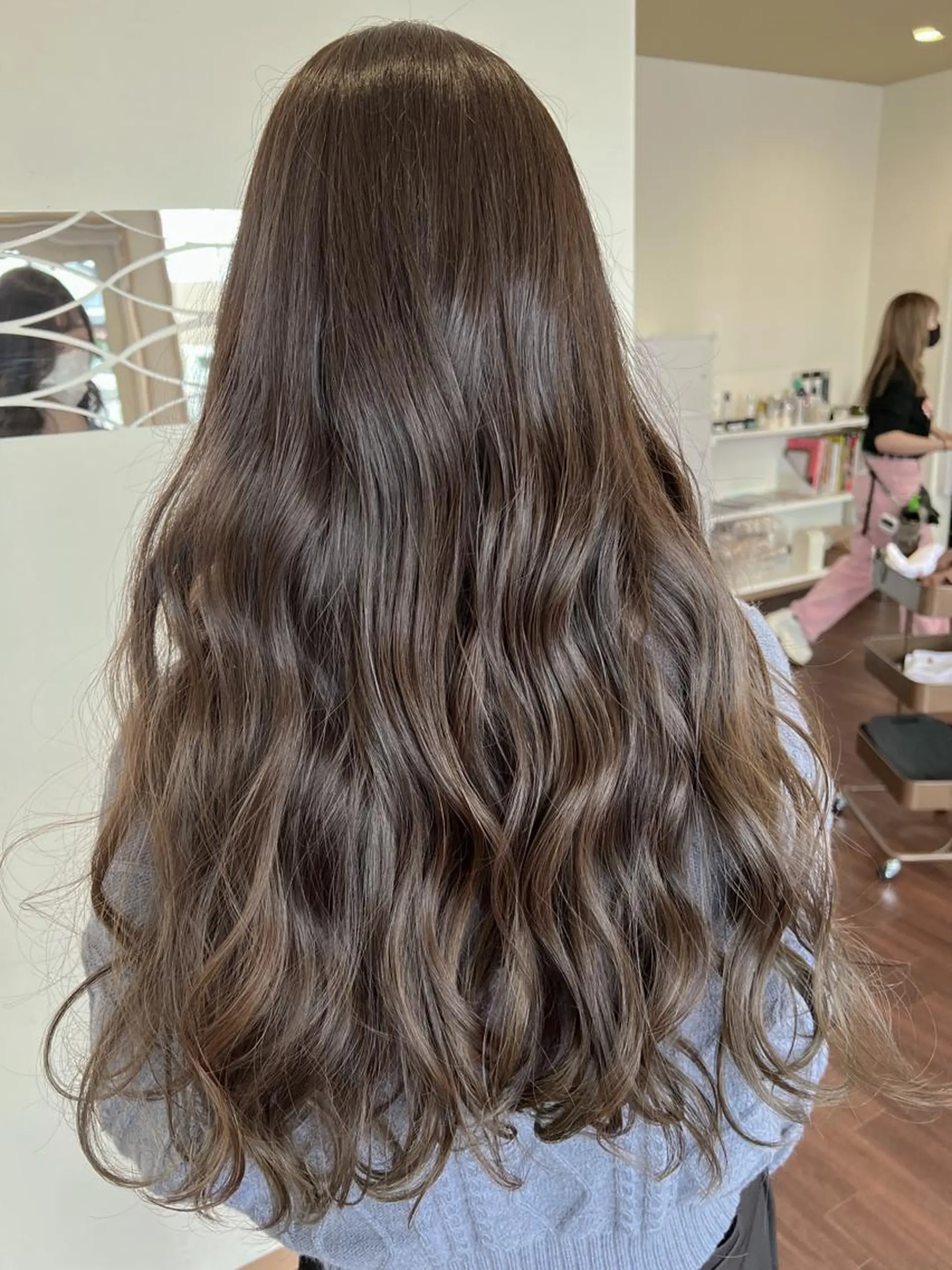 ロング カラー ALO art hair所属・  AYARIのヘアスタイル