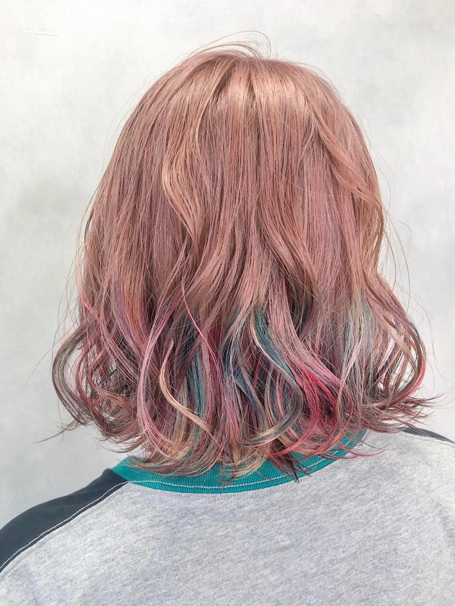 ミディアム カラー バレイヤージュ ブリーチ ケアブリーチ ダブルカラー ハイライトカラー welring hair salonのヘアスタイル