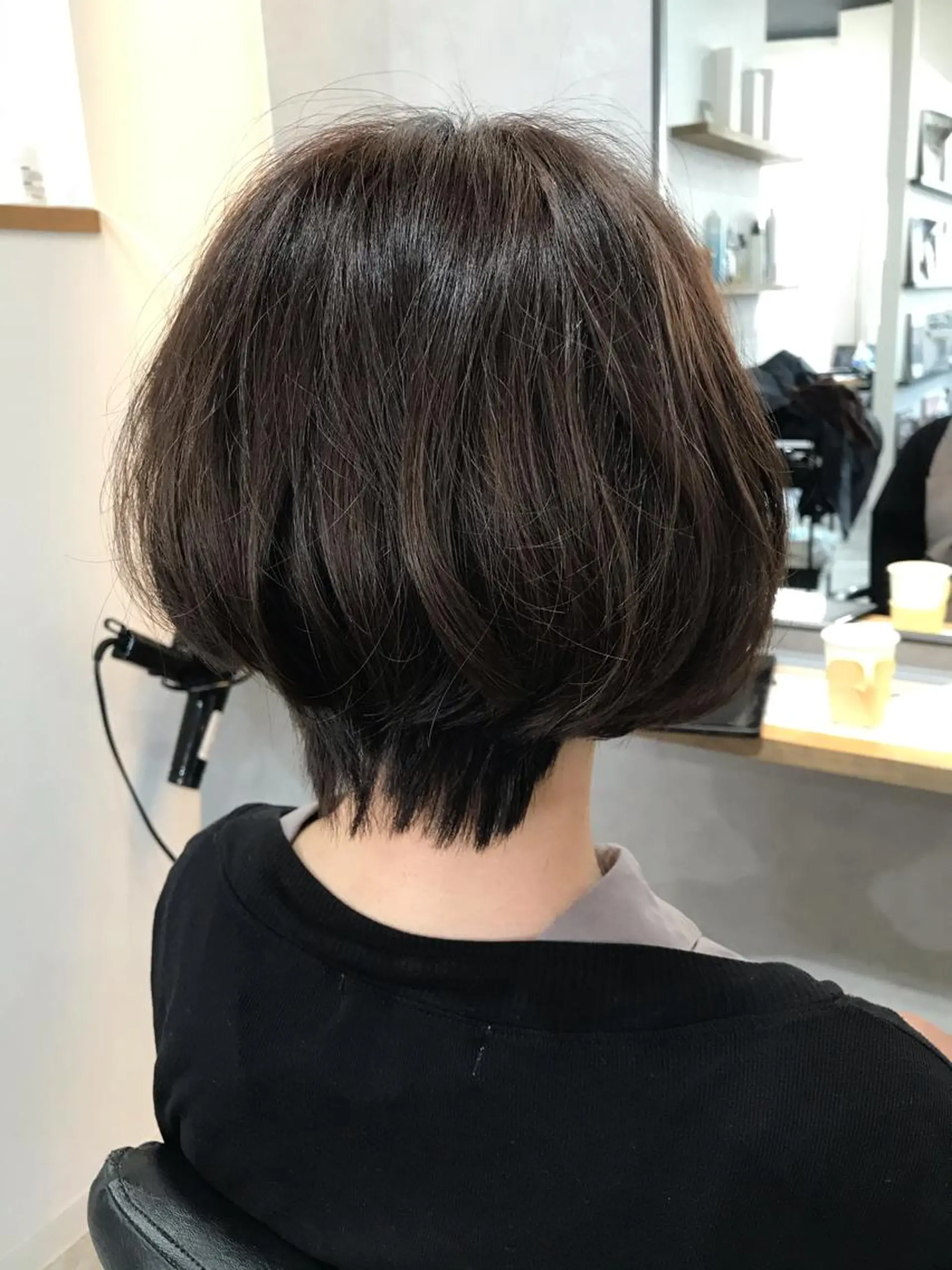 ショート カラー ネイル ショートボブ 透明感カラー イルミナカラー ボブ ショートヘア 川崎 龍馬のヘアスタイル