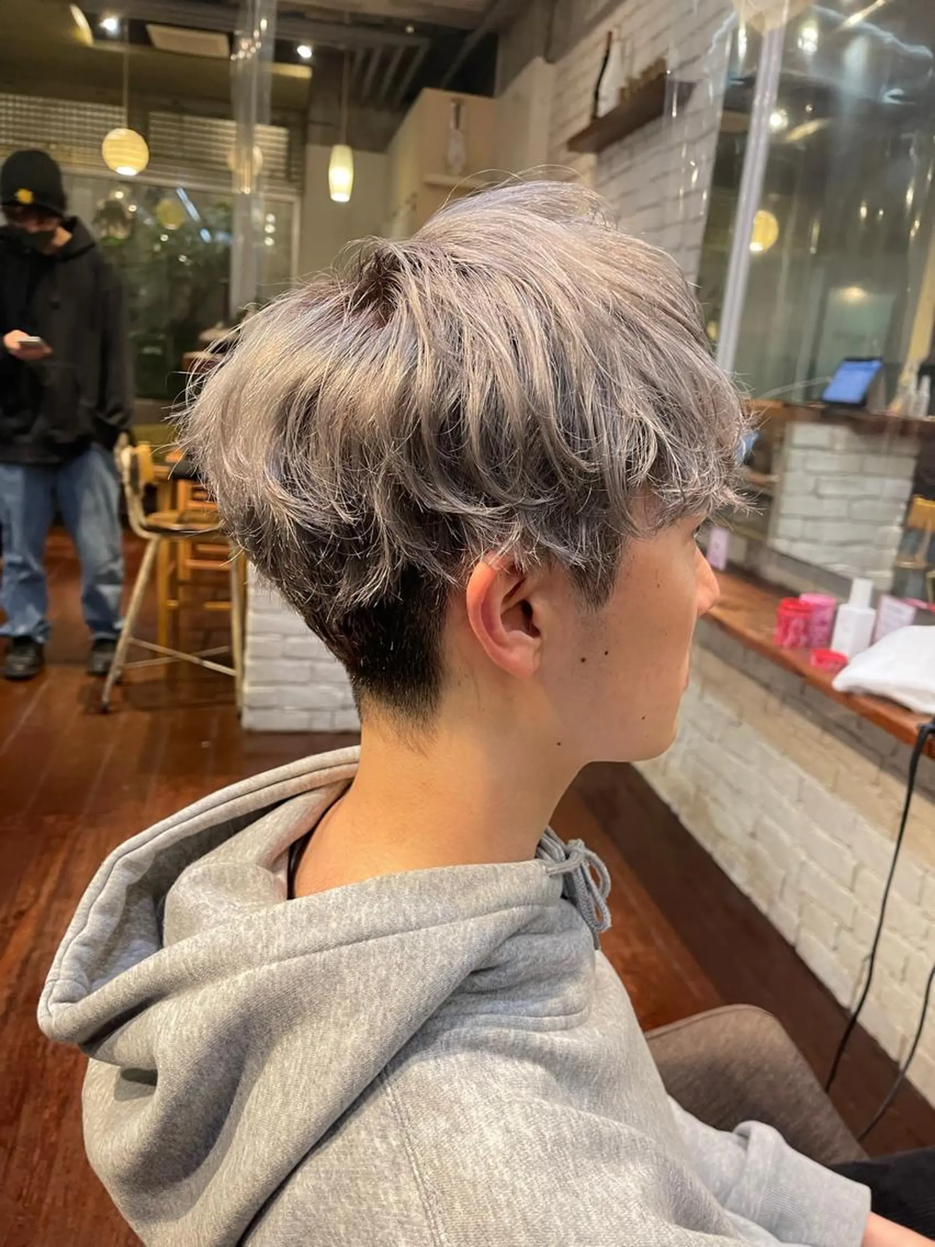 カラー メンズ 上村 光希のヘアスタイル