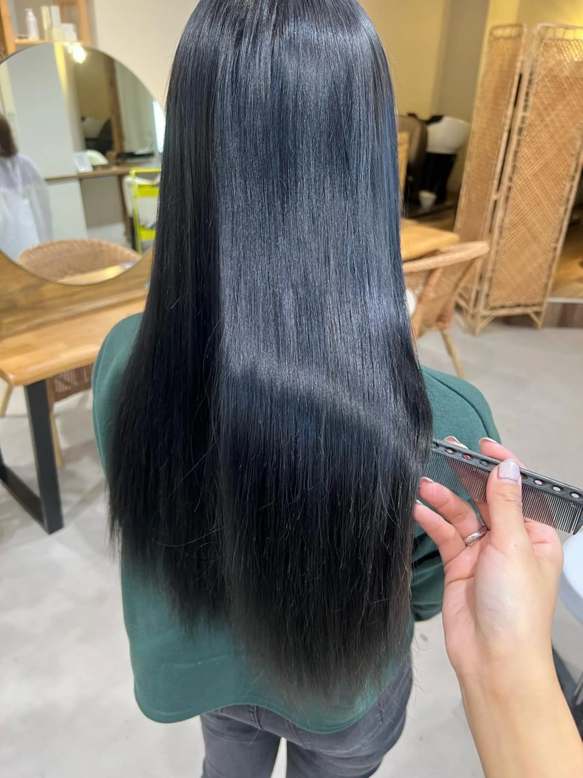 ロング ココルアナ 豊中美容室のヘアスタイル