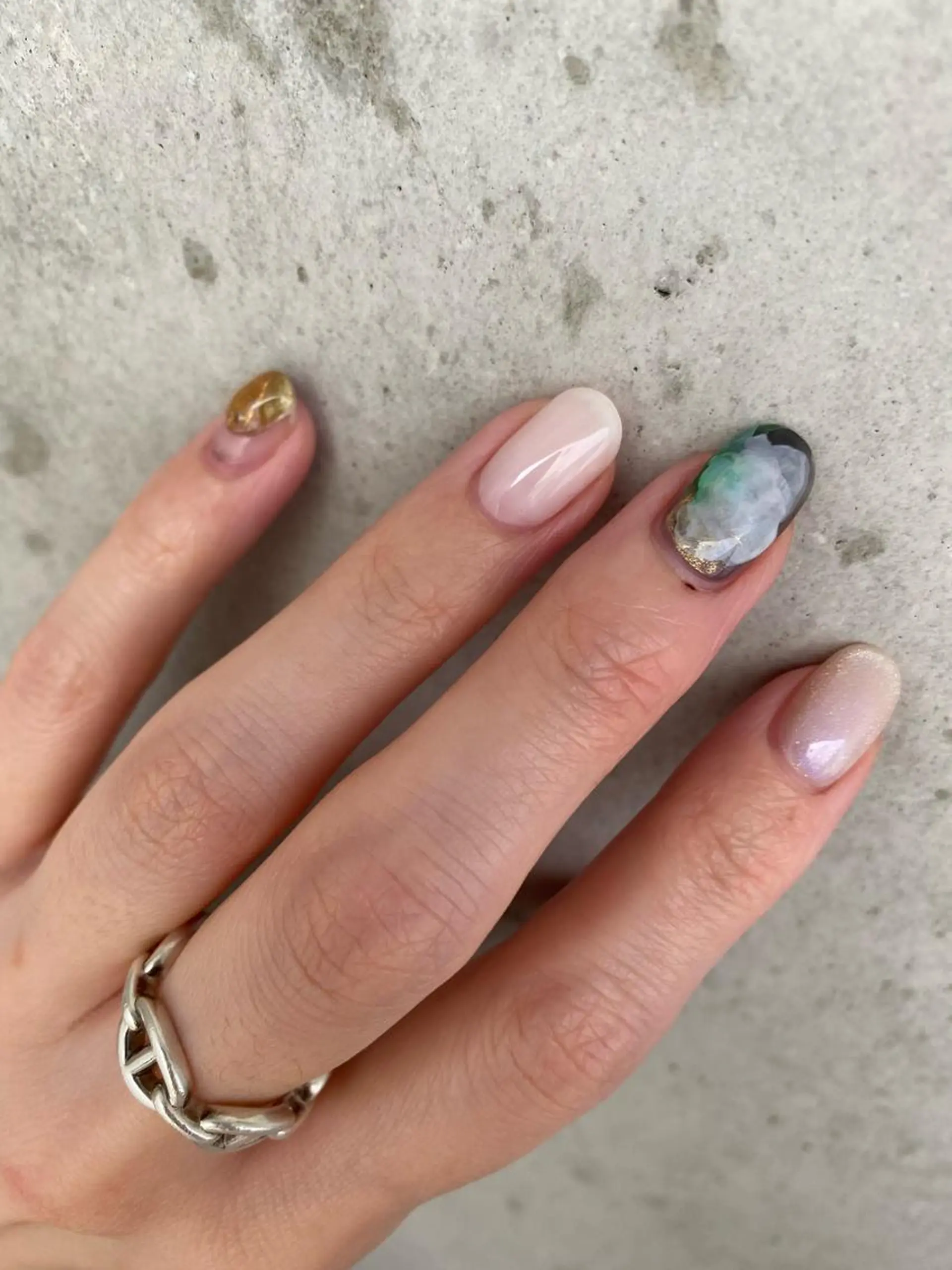 ネイル ハンドネイル 【LINON】 airiのネイルデザイン