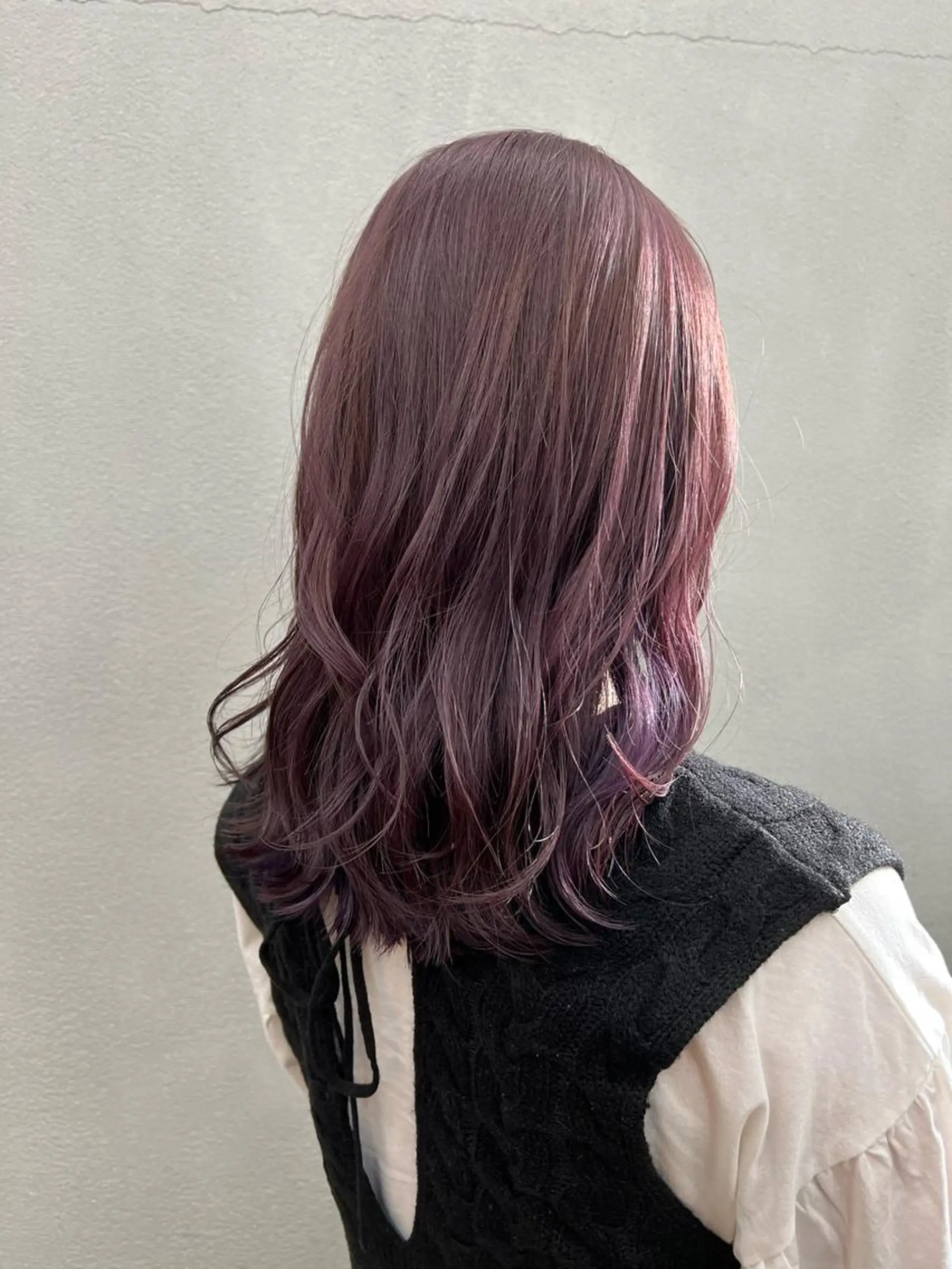 ミディアム 亀田 泰生のヘアスタイル