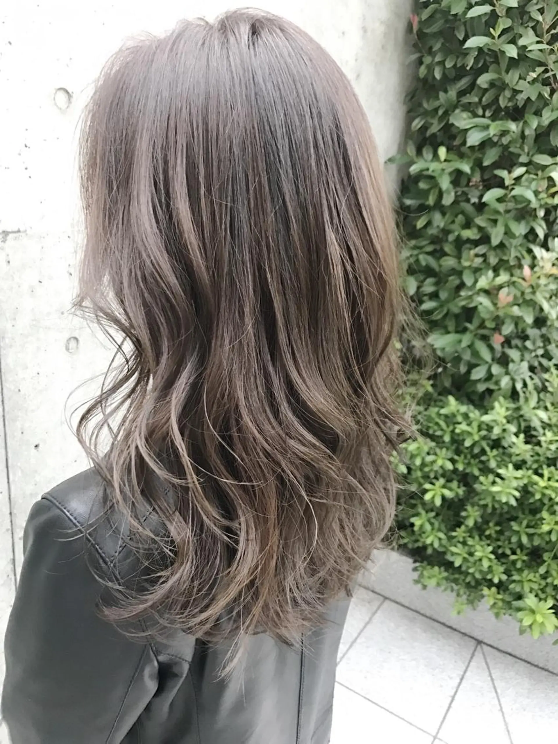 ロング カラー グレージュ 【完全マンツー 恵比寿】佐藤 翔のヘアスタイル