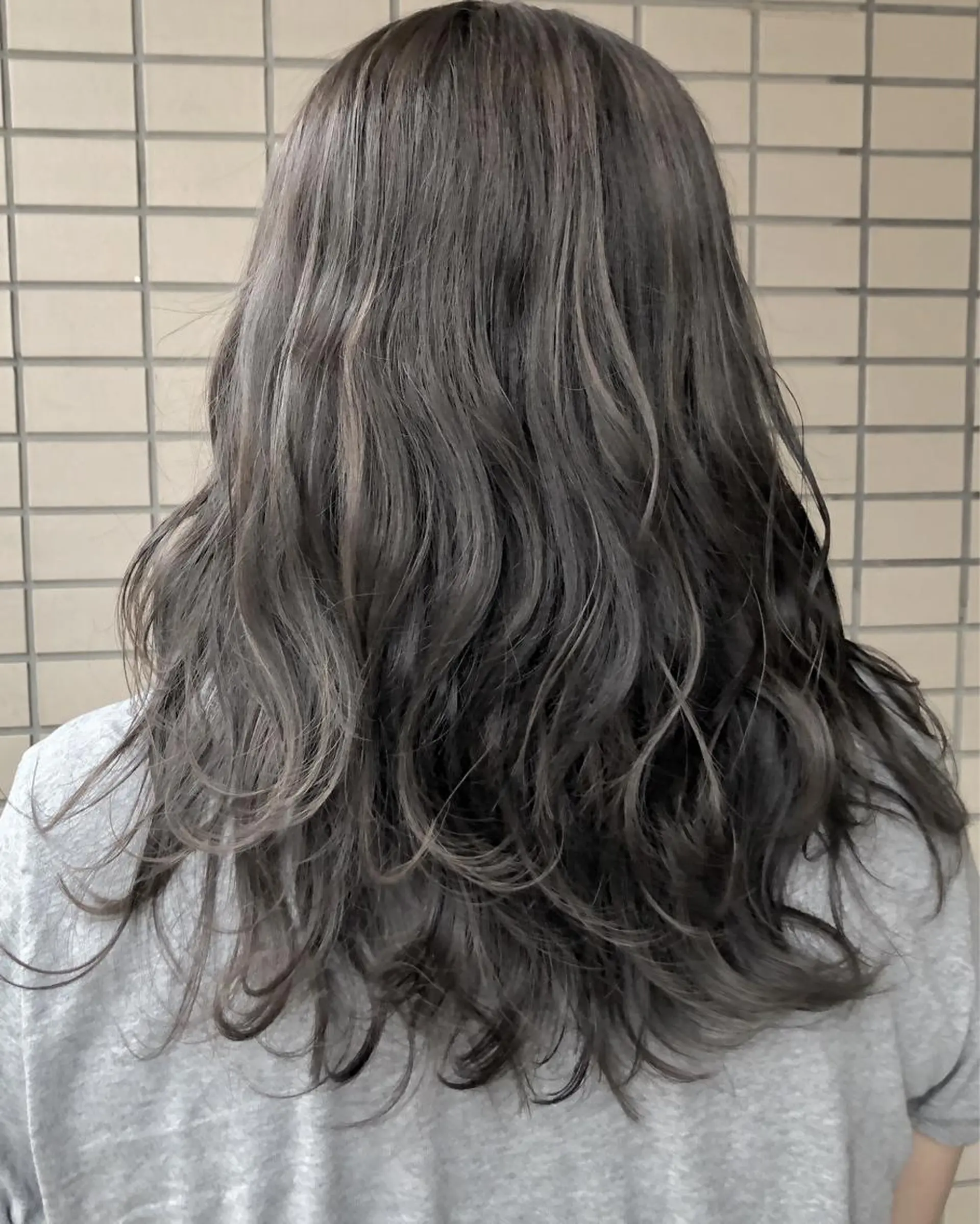 ロング ハイライト キノシタ ナオユキのヘアスタイル