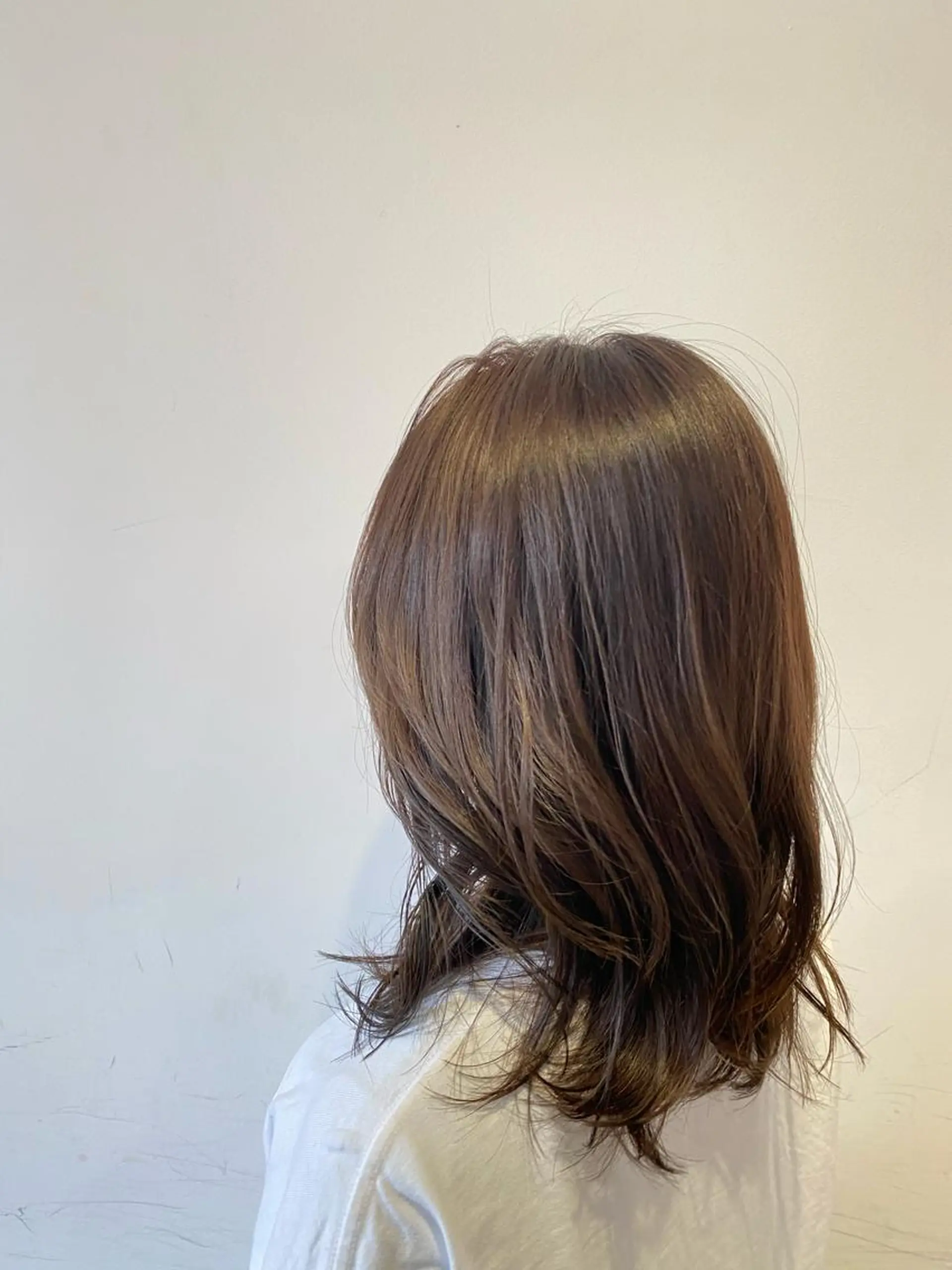 ミディアム レイヤーカット わかばやし ゆうこのヘアスタイル