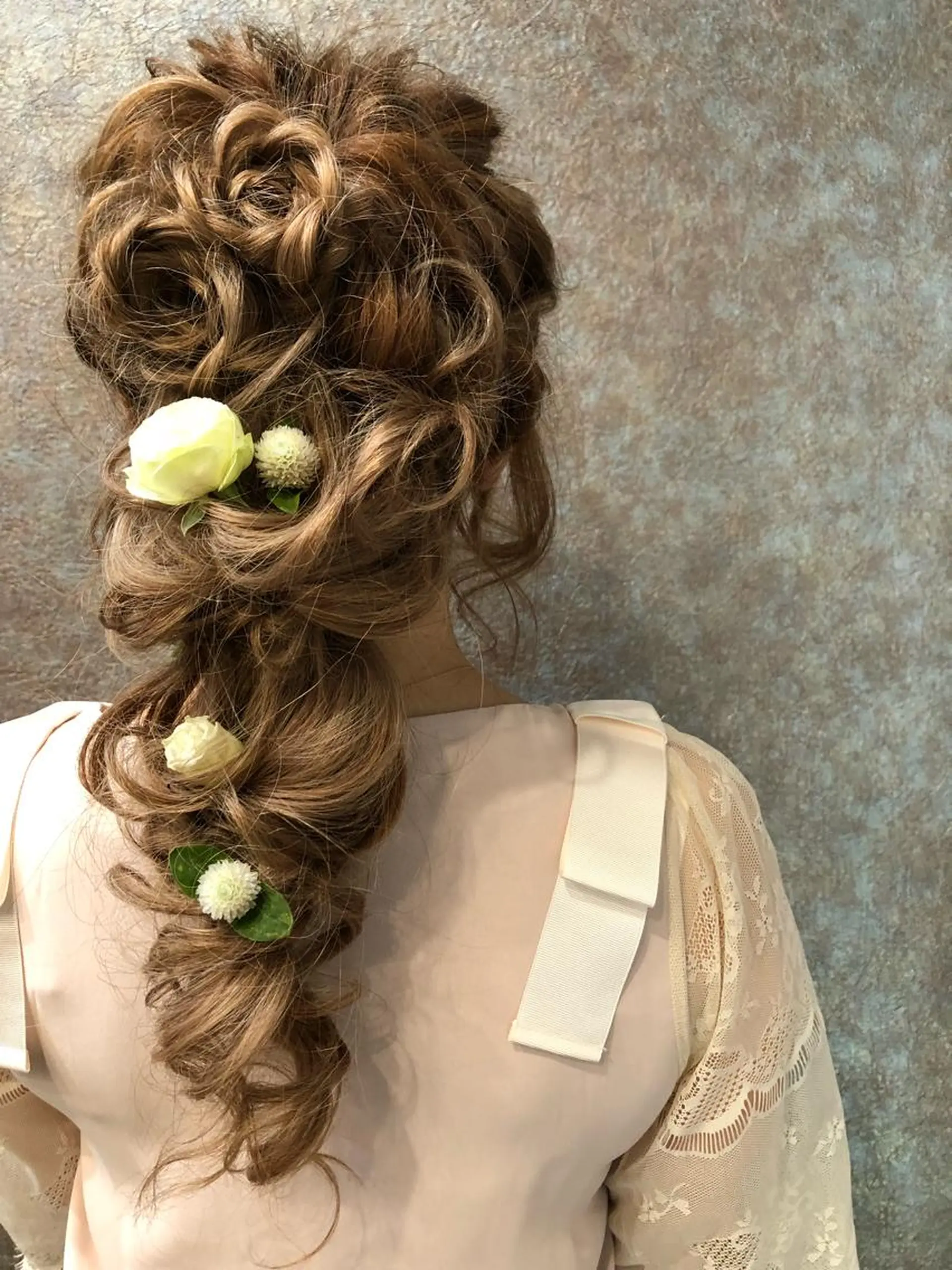 ヘアアレンジ 結婚式・ブライダル 野咲き 美容室のマツエク・マツパデザイン