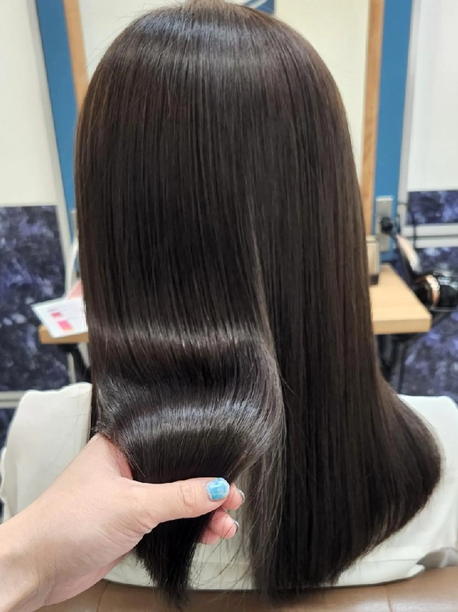 ロング カラー ベージュカラー オリーブベージュ トリートメント ヘアカラー 🌟あかり🌟 #Sign hairのヘアスタイル