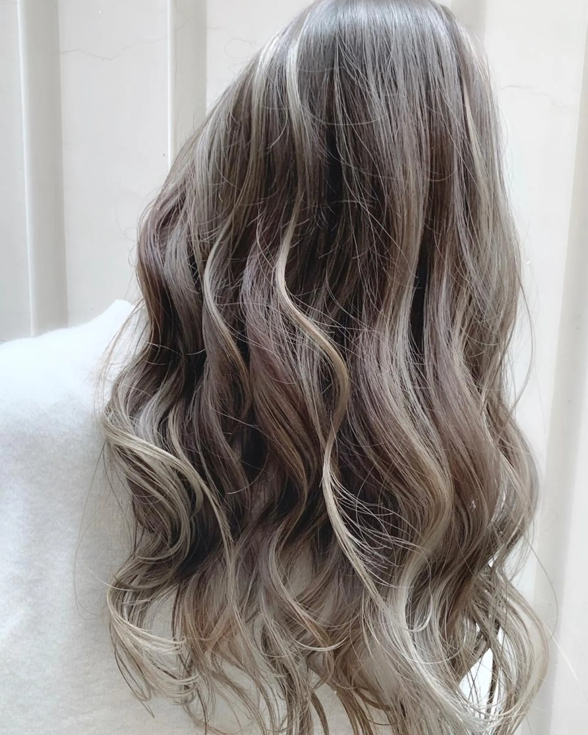 ロング カラー バレイヤージュ レイヤーカット 🤍デザインカラー 特化🤍HIROのヘアスタイル