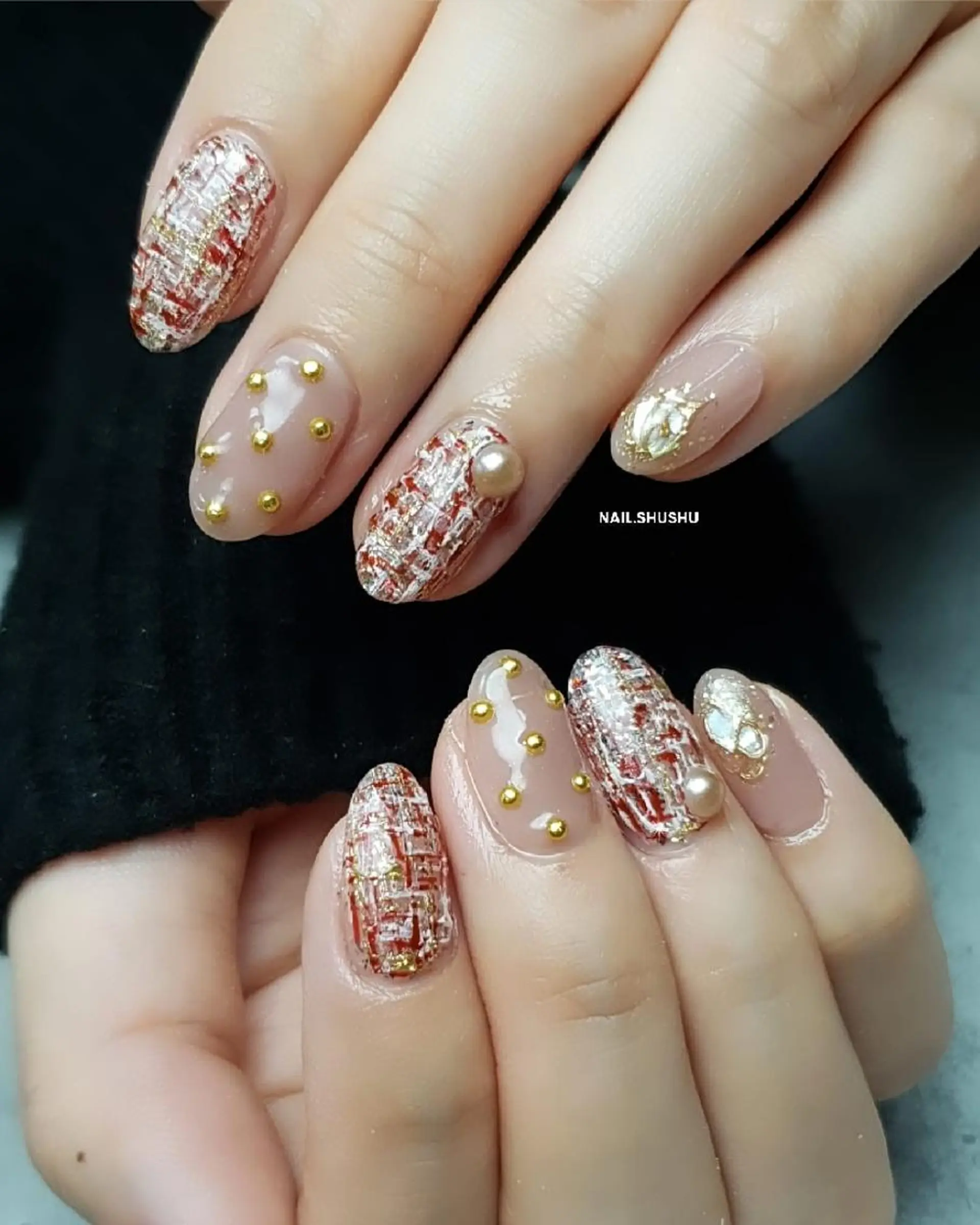 ネイル 持ち込み ニュアンスネイル シンプルネイル 冬ネイル 3dパーツ/流行り 👧shushu❤️のネイルデザイン