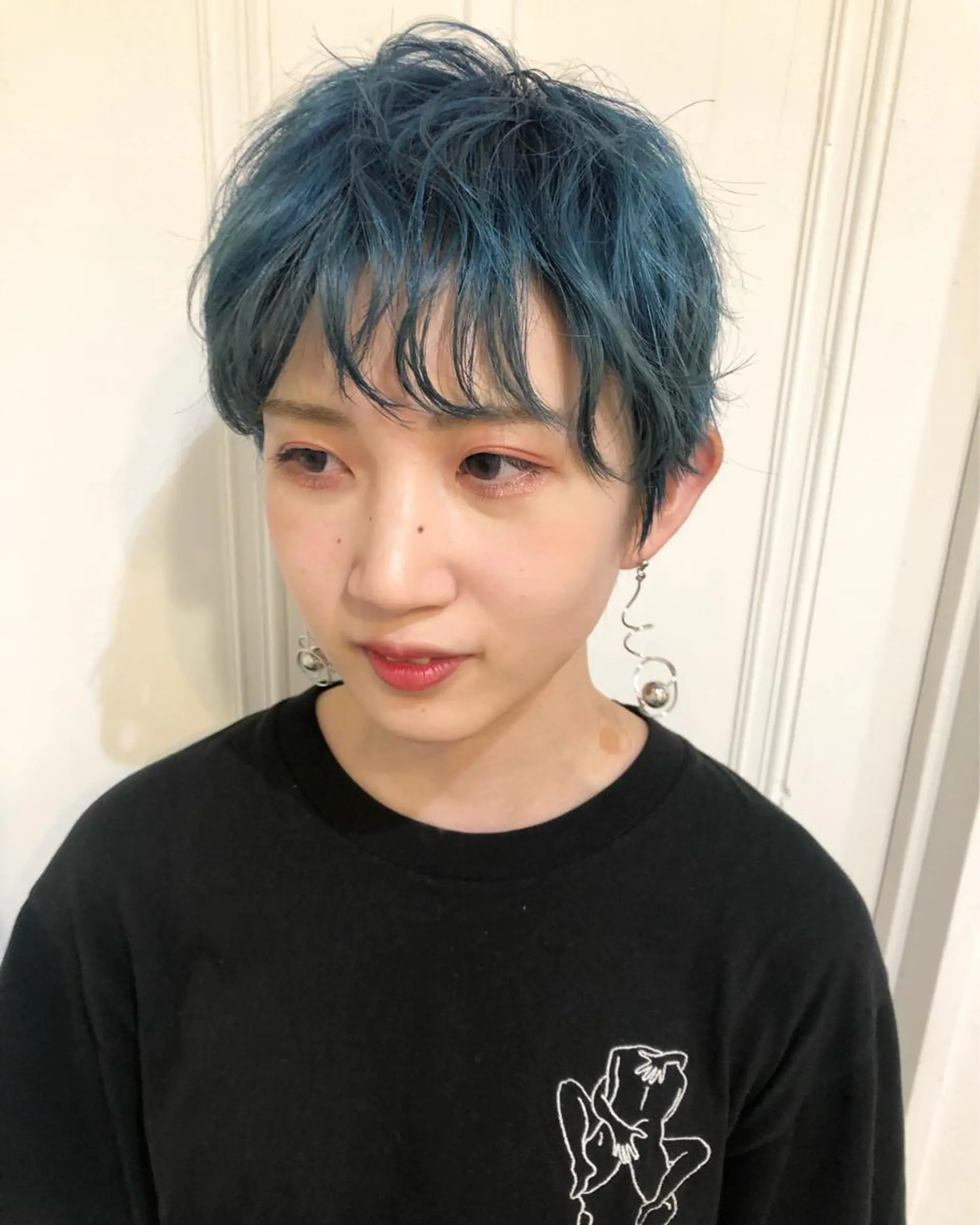 ショート カラー 大山 茶子のヘアスタイル