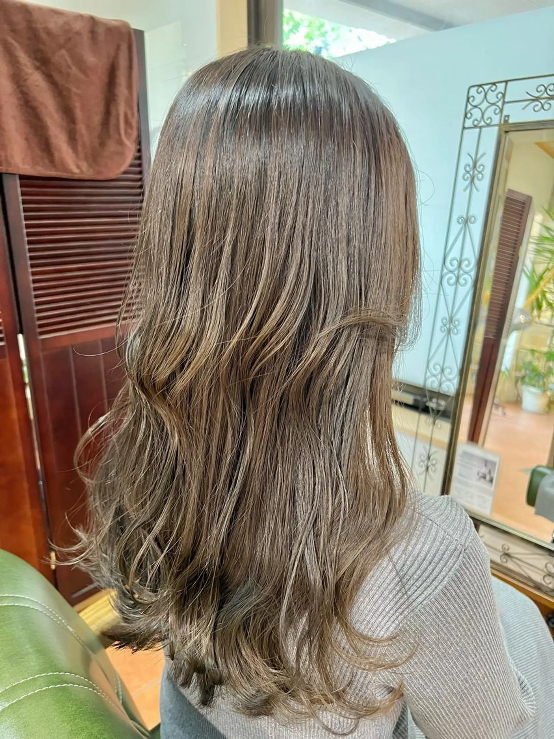 ロング カラー ヘアカラー トリートメント 石井 佑樹のヘアスタイル