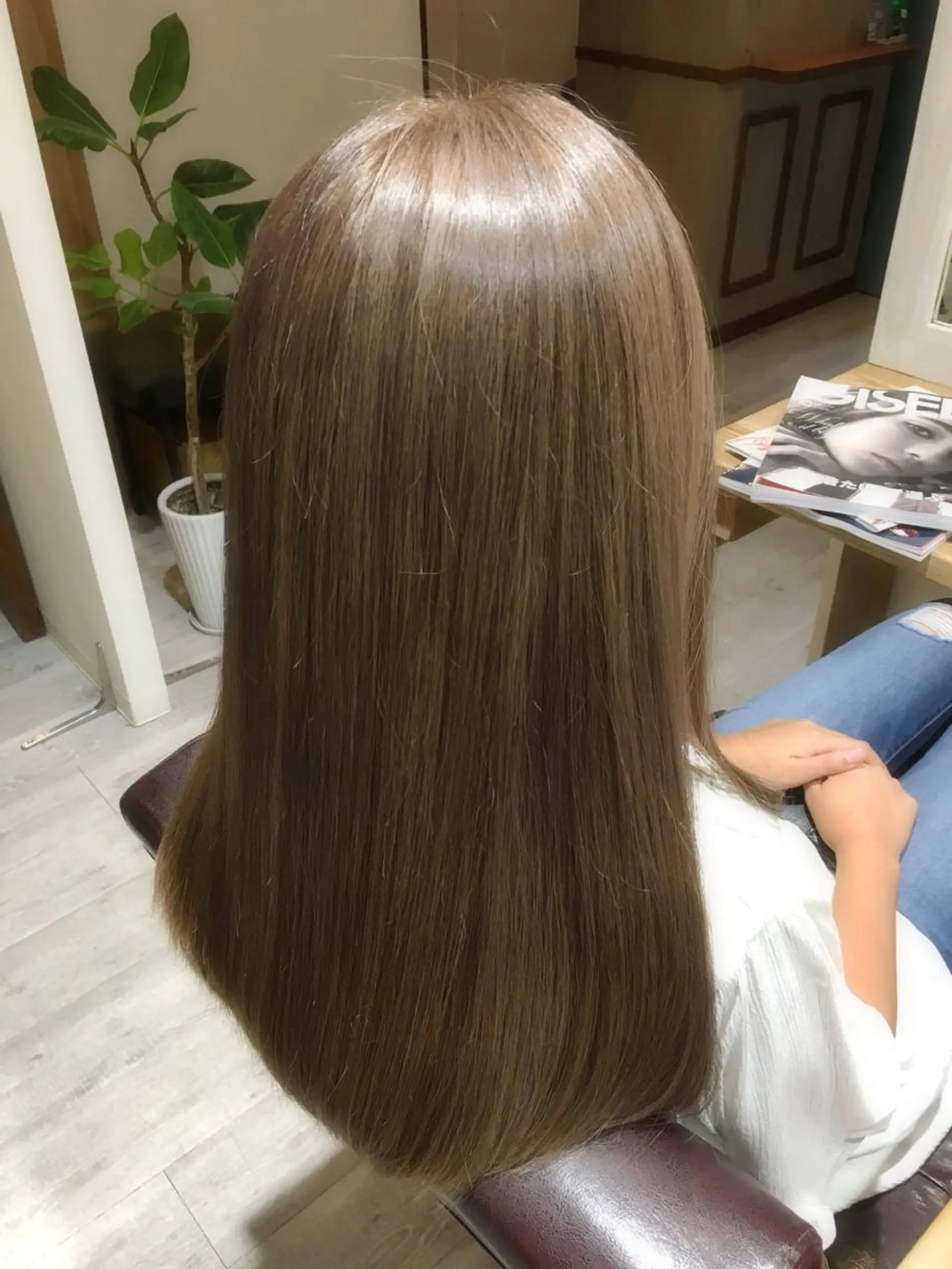 セミロング カラー filo   渋谷 Gishiのヘアスタイル