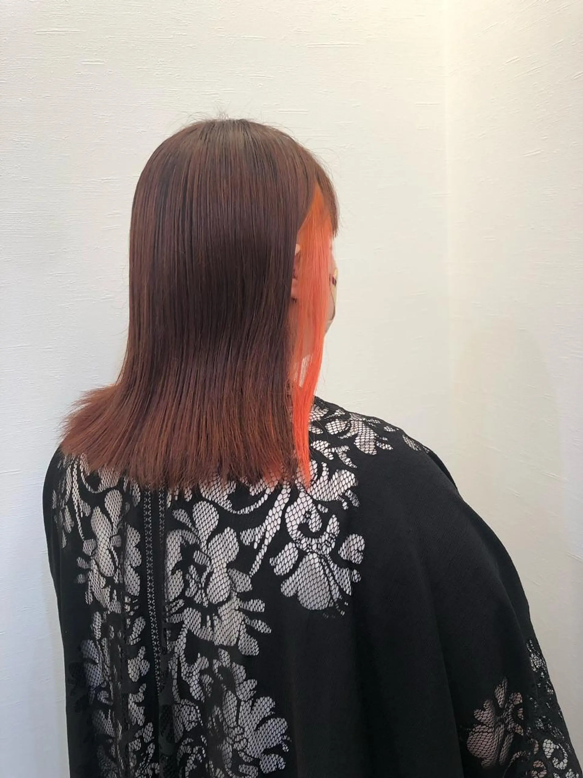 カラー ツノガイ エリのヘアスタイル