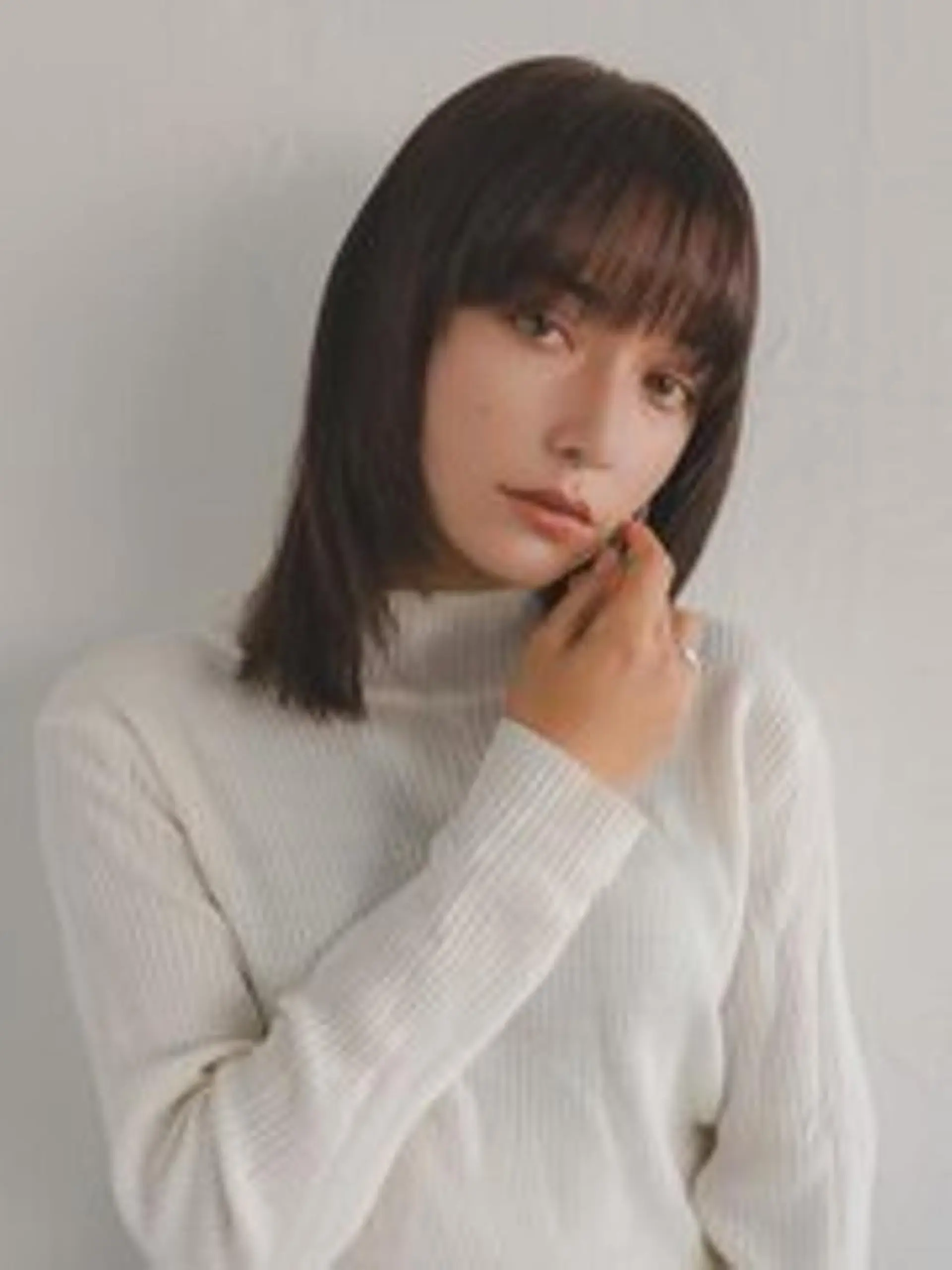 ミディアム カット ヘアカラー トリートメント _WHITE 高槻のヘアスタイル