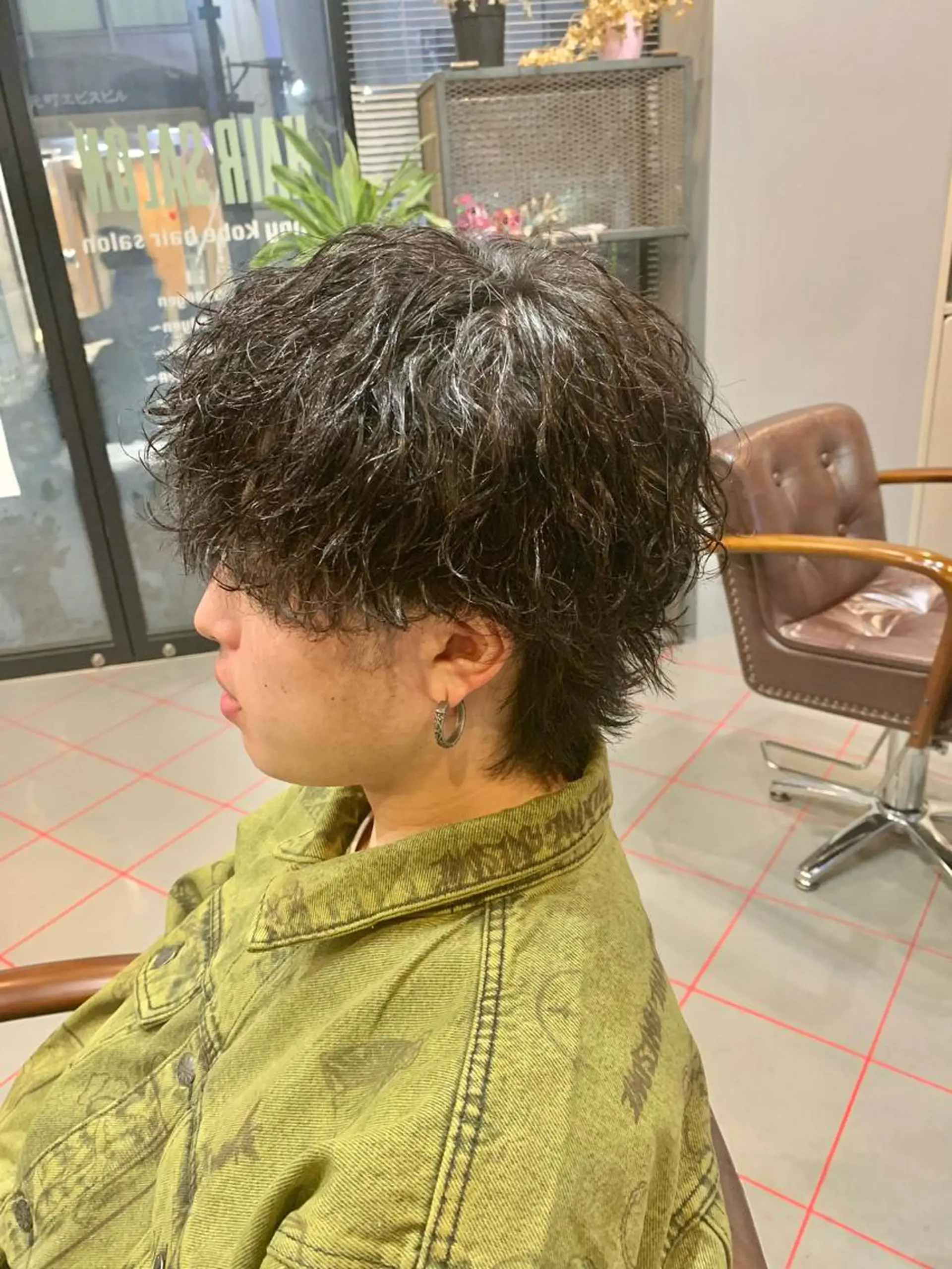 ショート パーマ メンズ 波巻きパーマ メンズウルフカット ウルフカット 【扱いやすいパーマ】 眞鍋拓己のヘアスタイル