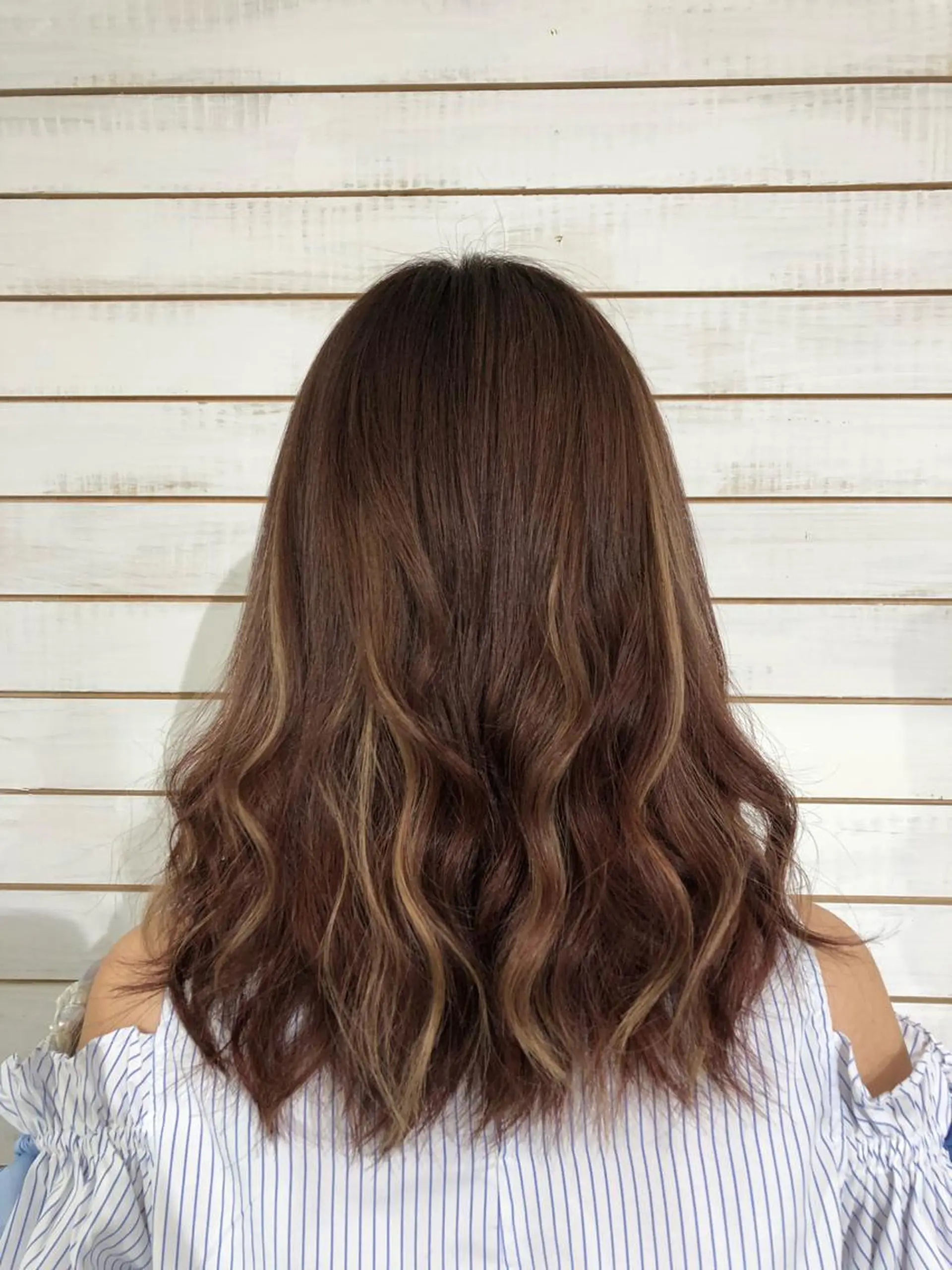 セミロング カラー ハイライトカラー エクステ ハイライト 🧡艶髪ちゅるん髪 🫧🧡YUKI❄️のヘアスタイル