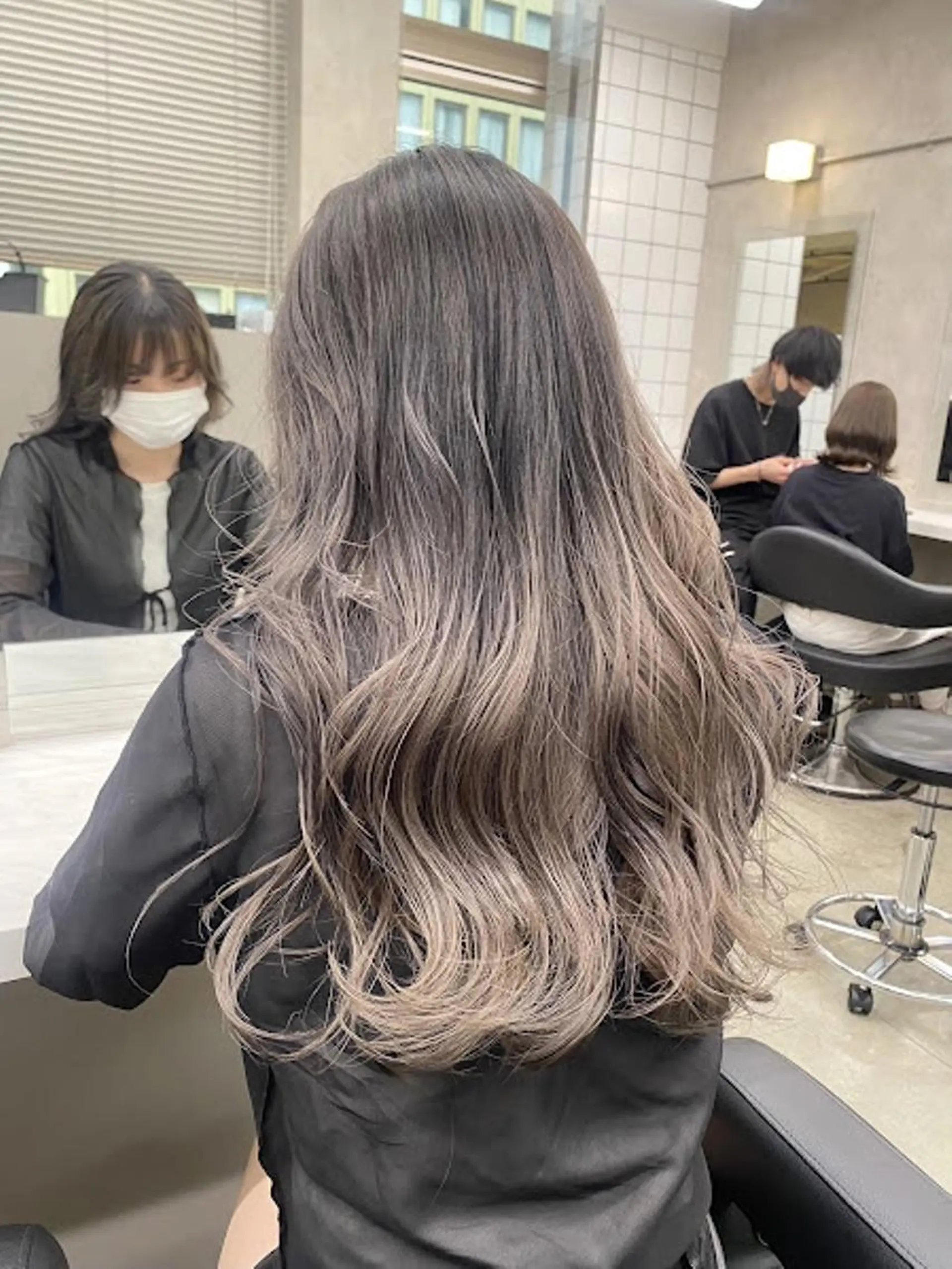 カラー 🌼原宿JUICE／ official🌼のヘアスタイル