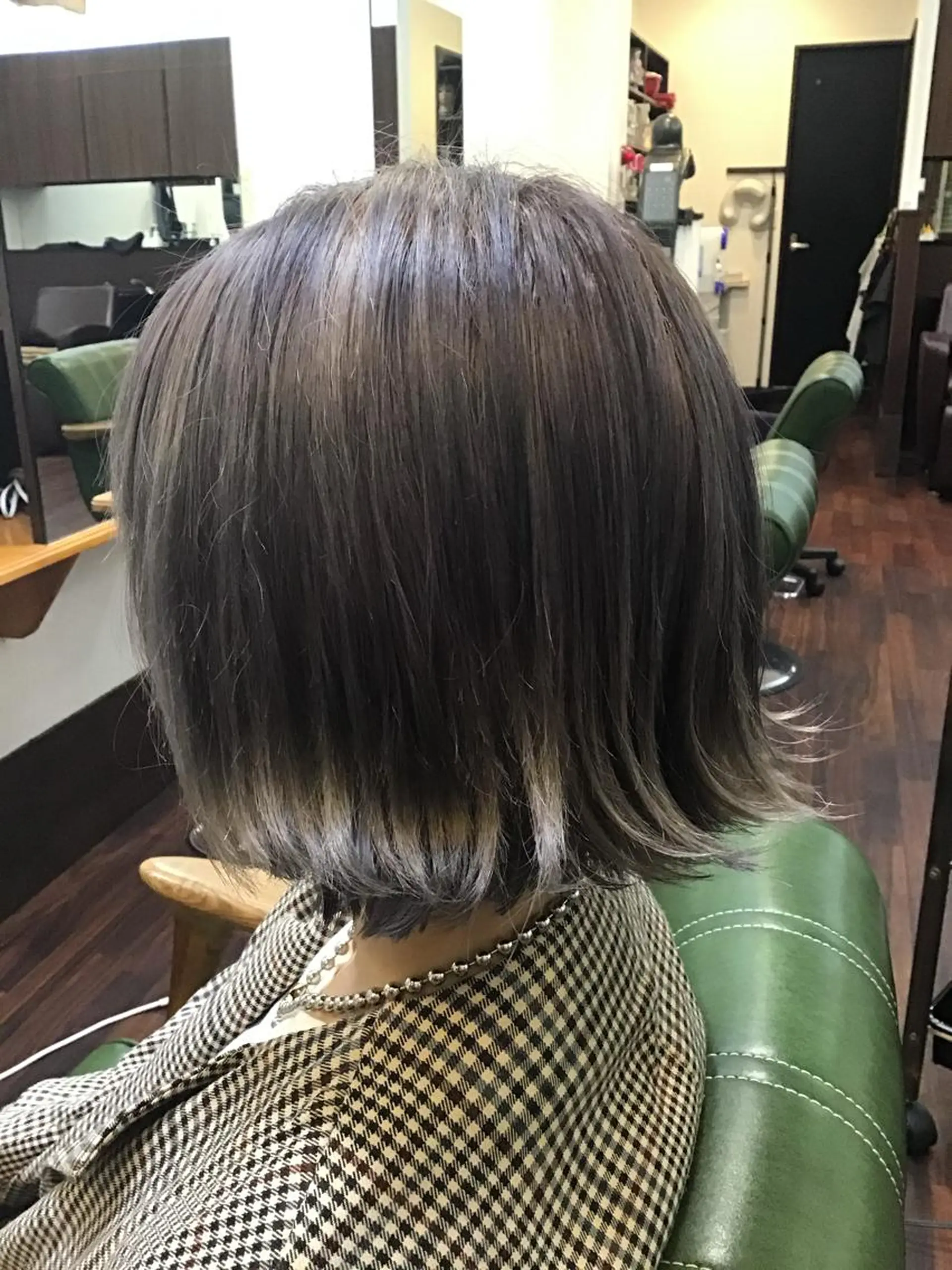 ミディアム 外ハネヘア hairs Berry豊津所属・hairsBerry 豊津店のヘアスタイル