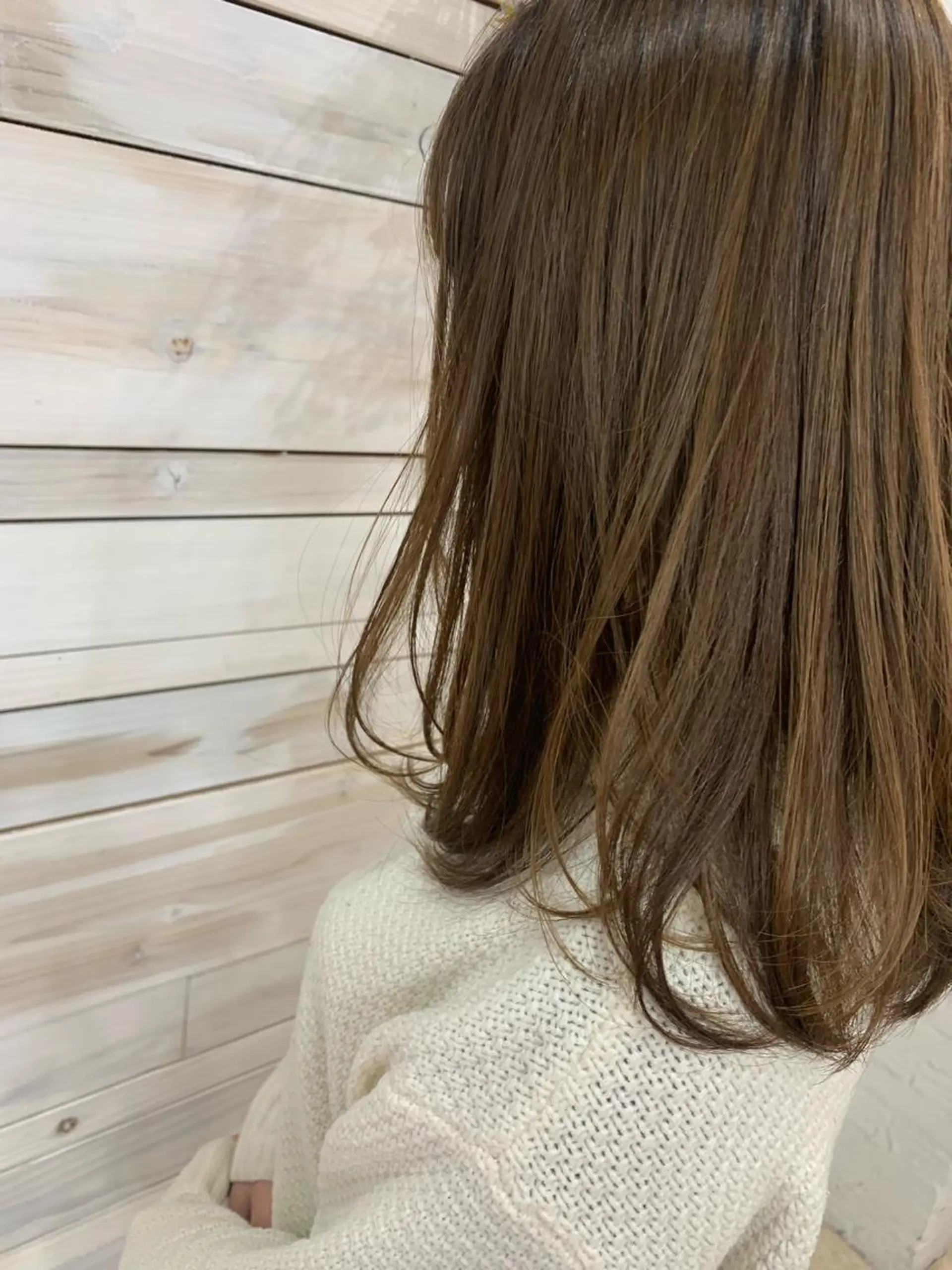 セミロング ハッシュカット/ボブ /レイヤー/彩奈のヘアスタイル