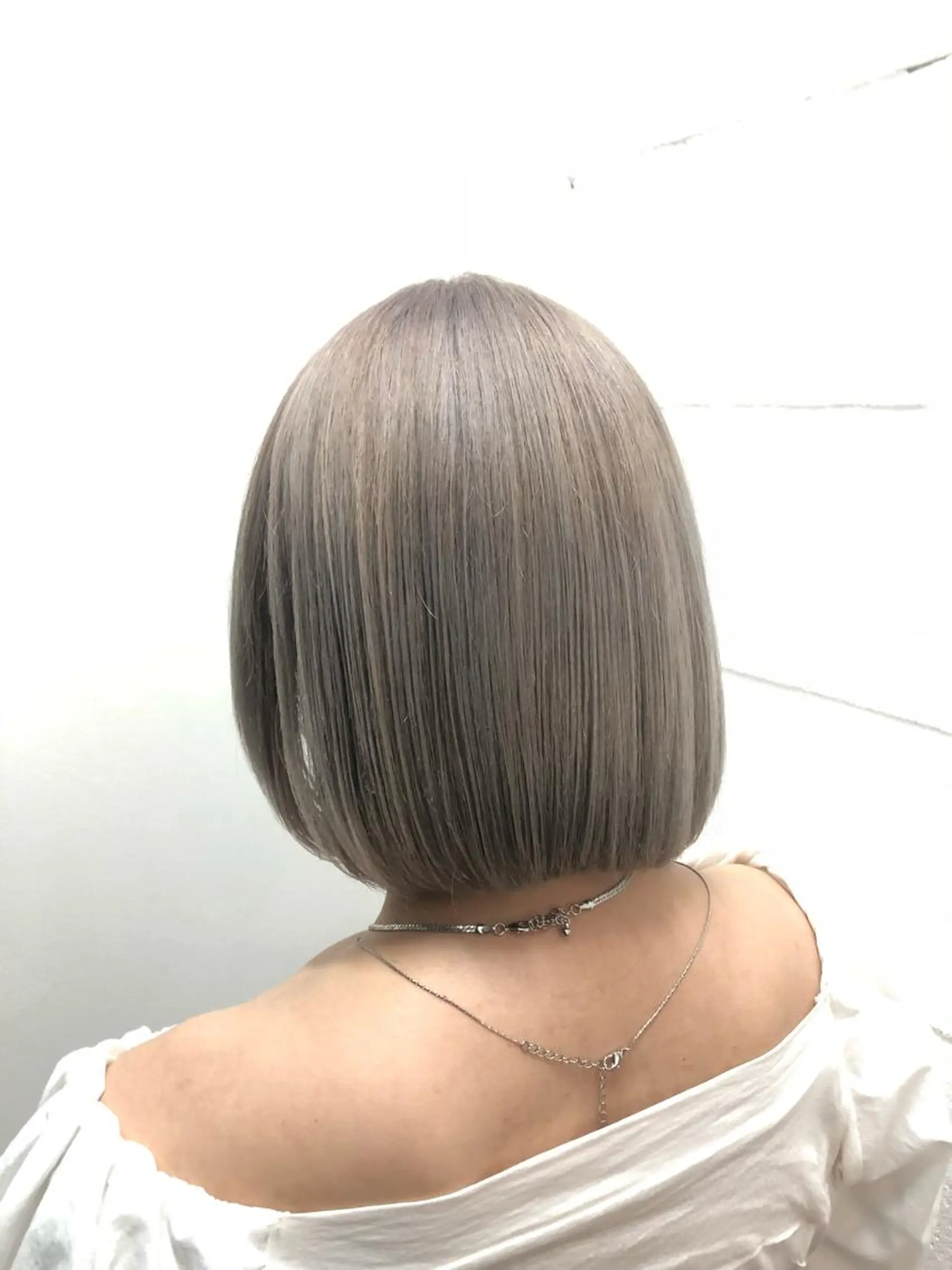 ショート カラー Kro/ダブルカラー /ハイトーン/千葉駅のヘアスタイル