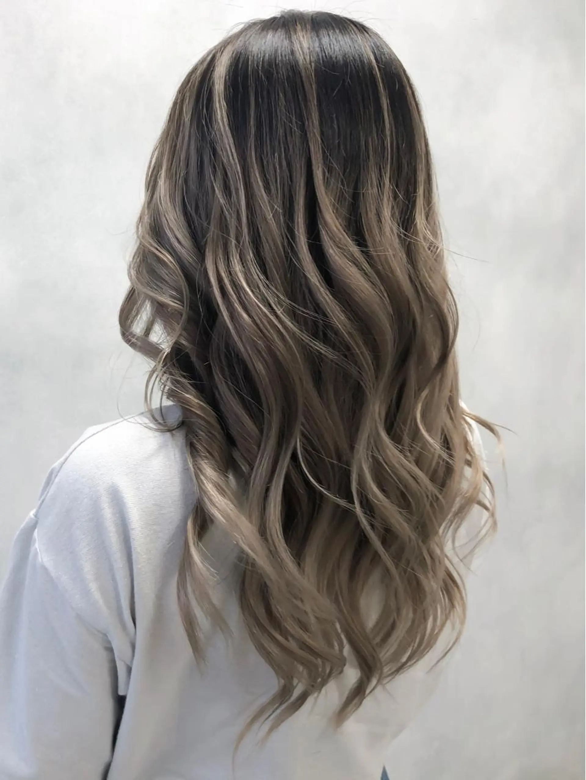 ロング カラー welring hair salonのヘアスタイル