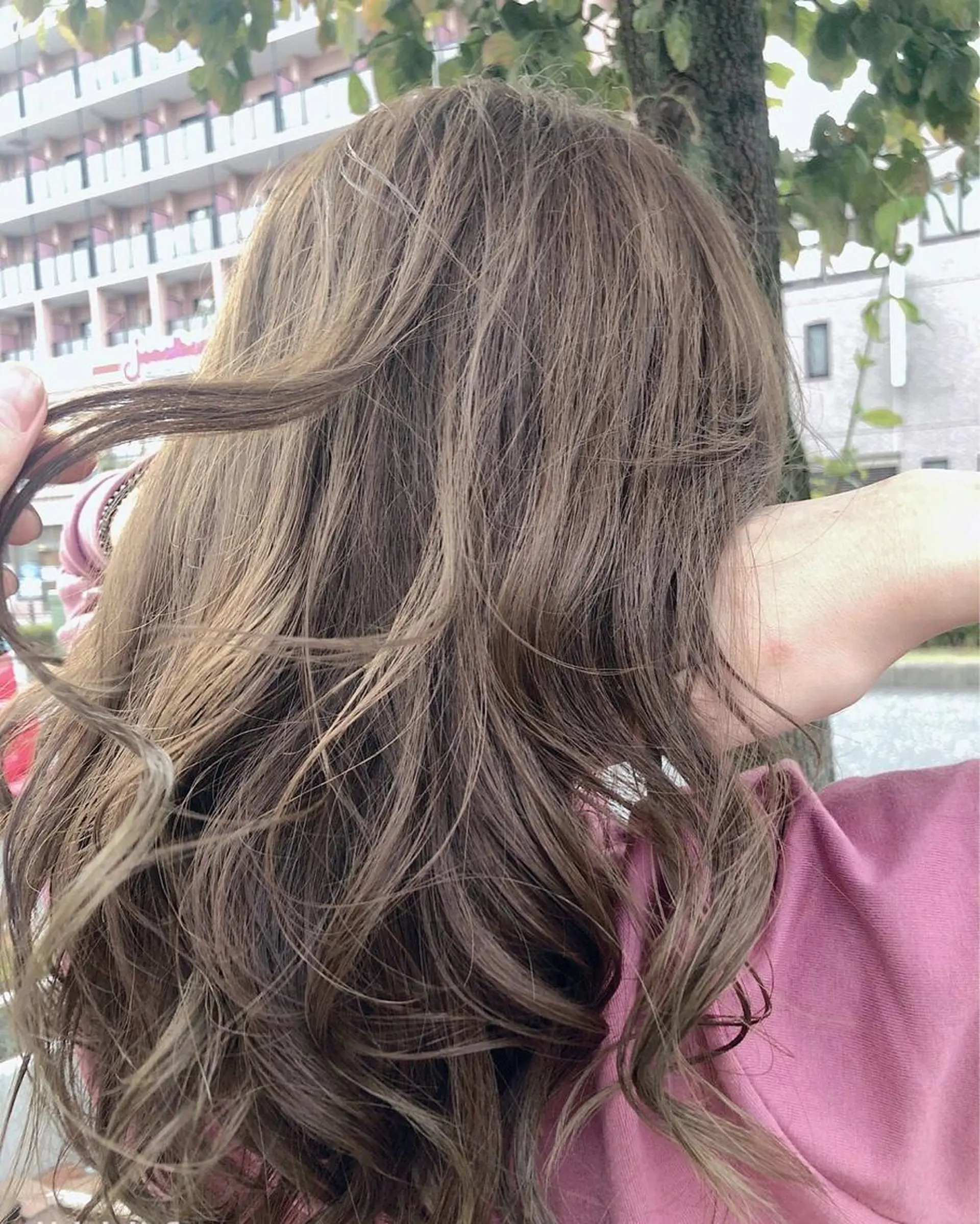 ロング mori  by little所属・デザインカラー✨新倉 佑奈のヘアスタイル