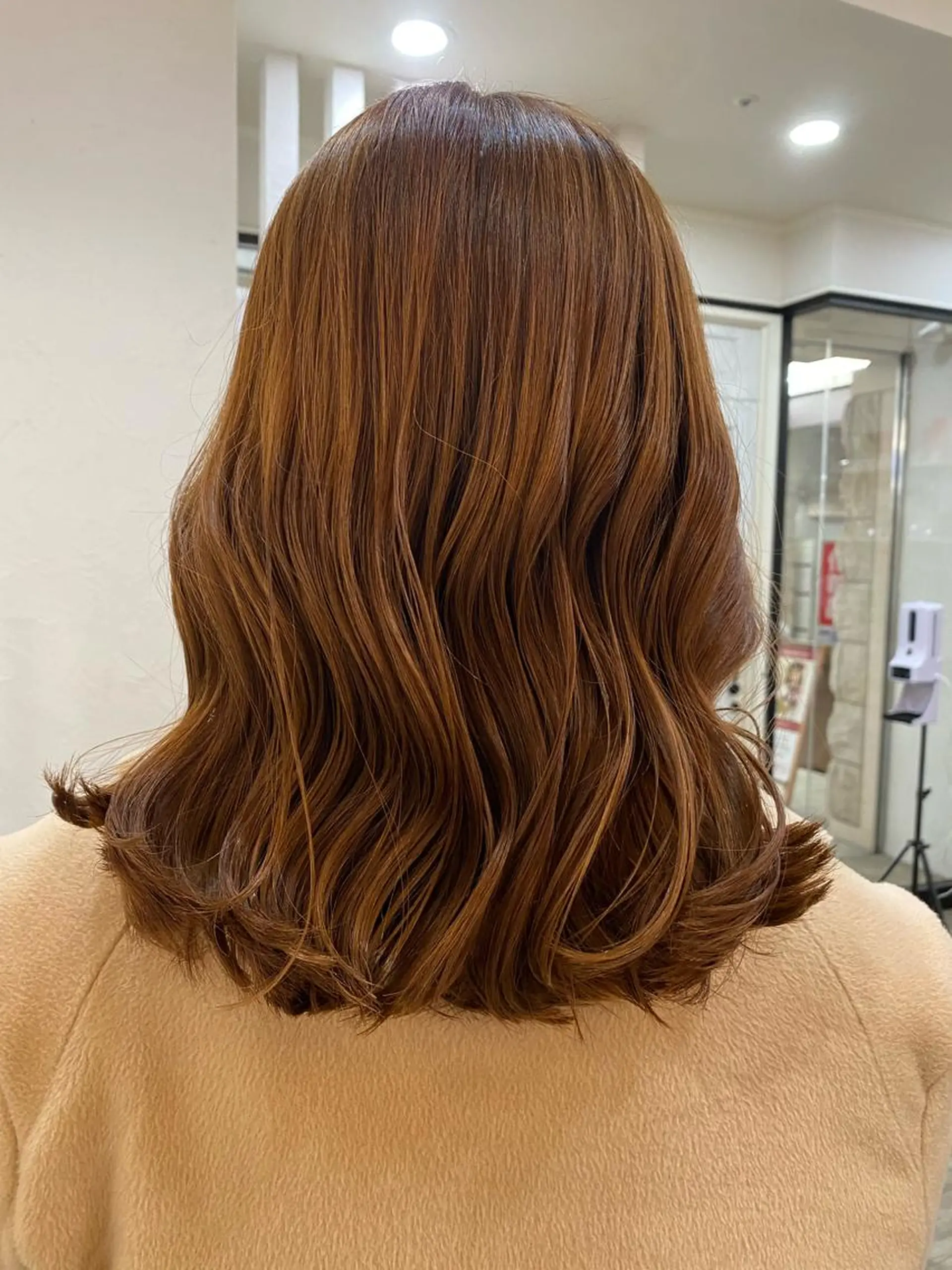 セミロング 前橋 姫奈のヘアスタイル